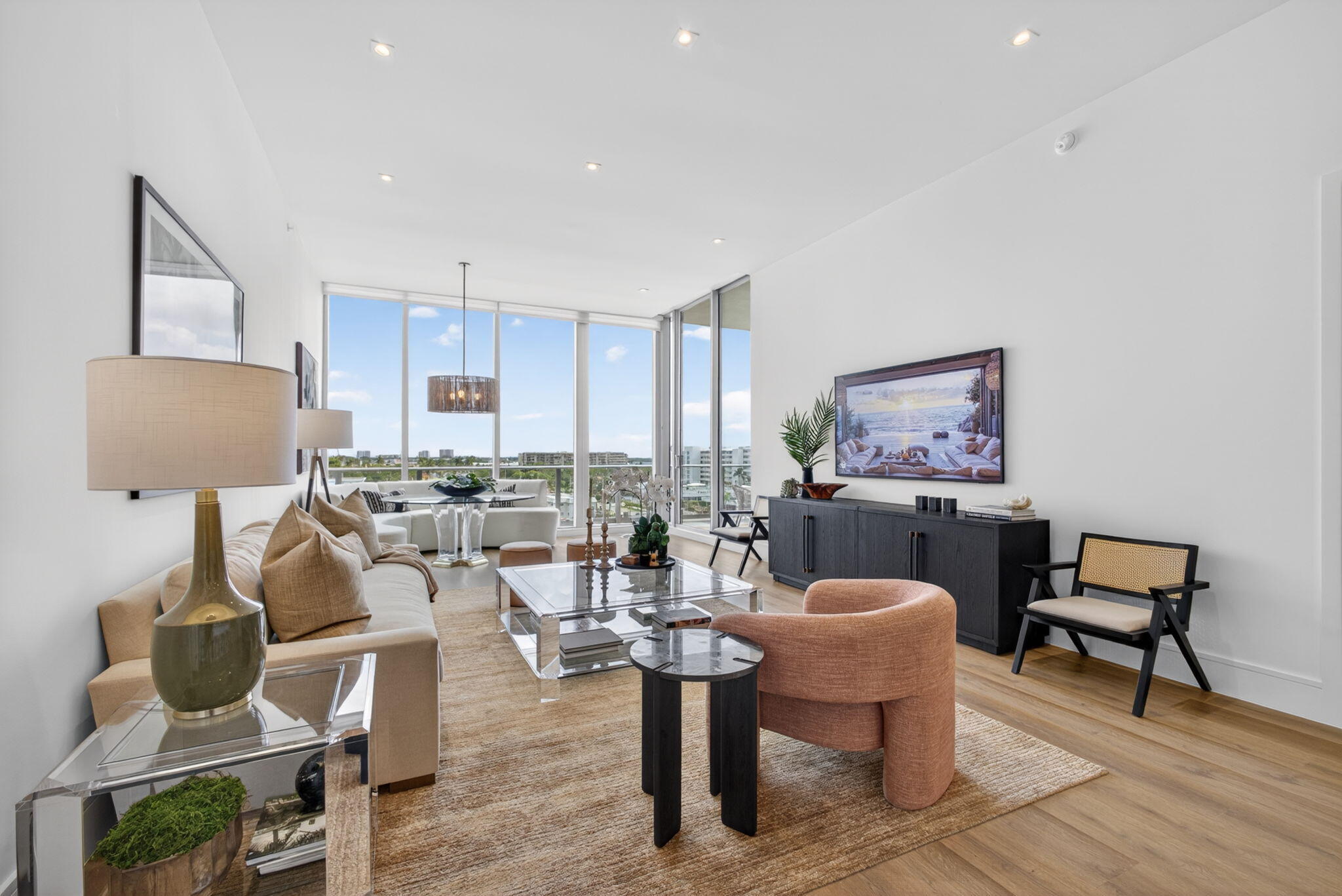 NAUTILUS 220 CONDO - Residential