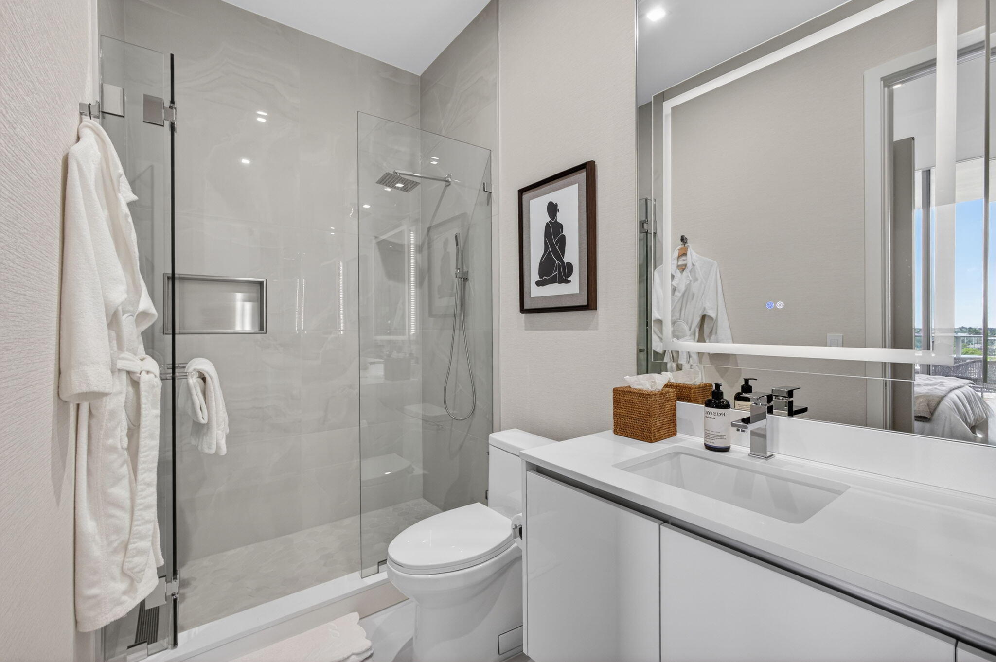 NAUTILUS 220 CONDO - Residential