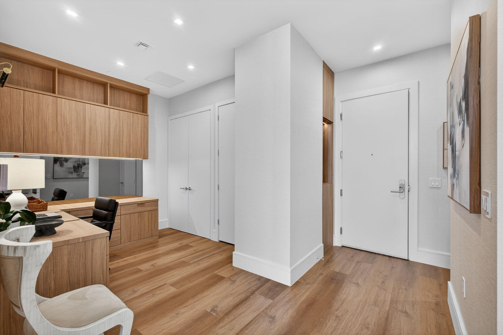 NAUTILUS 220 CONDO - Residential
