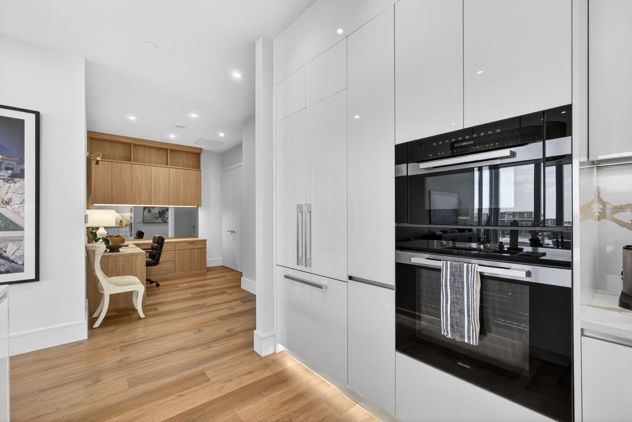NAUTILUS 220 CONDO - Residential