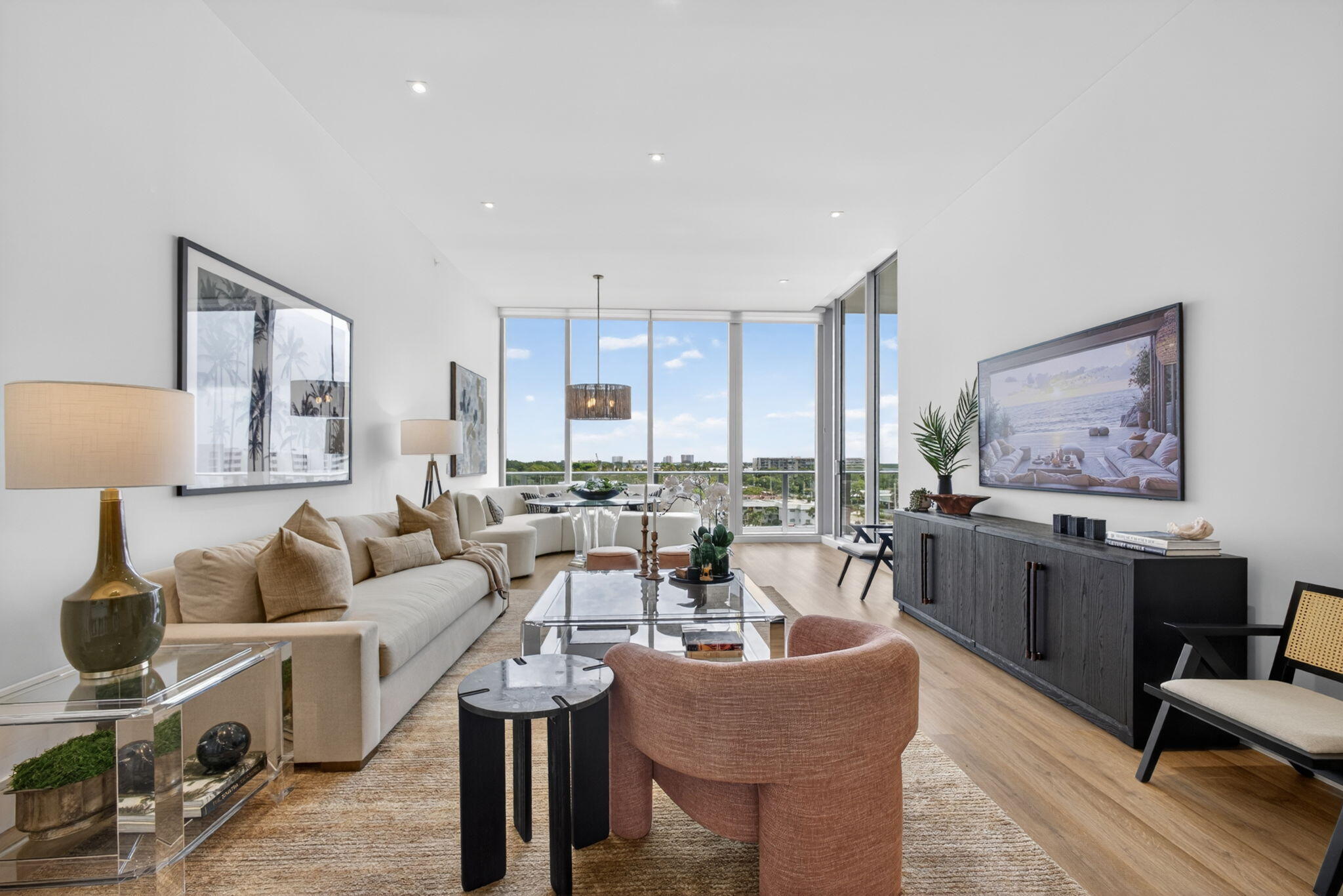 NAUTILUS 220 CONDO - Residential