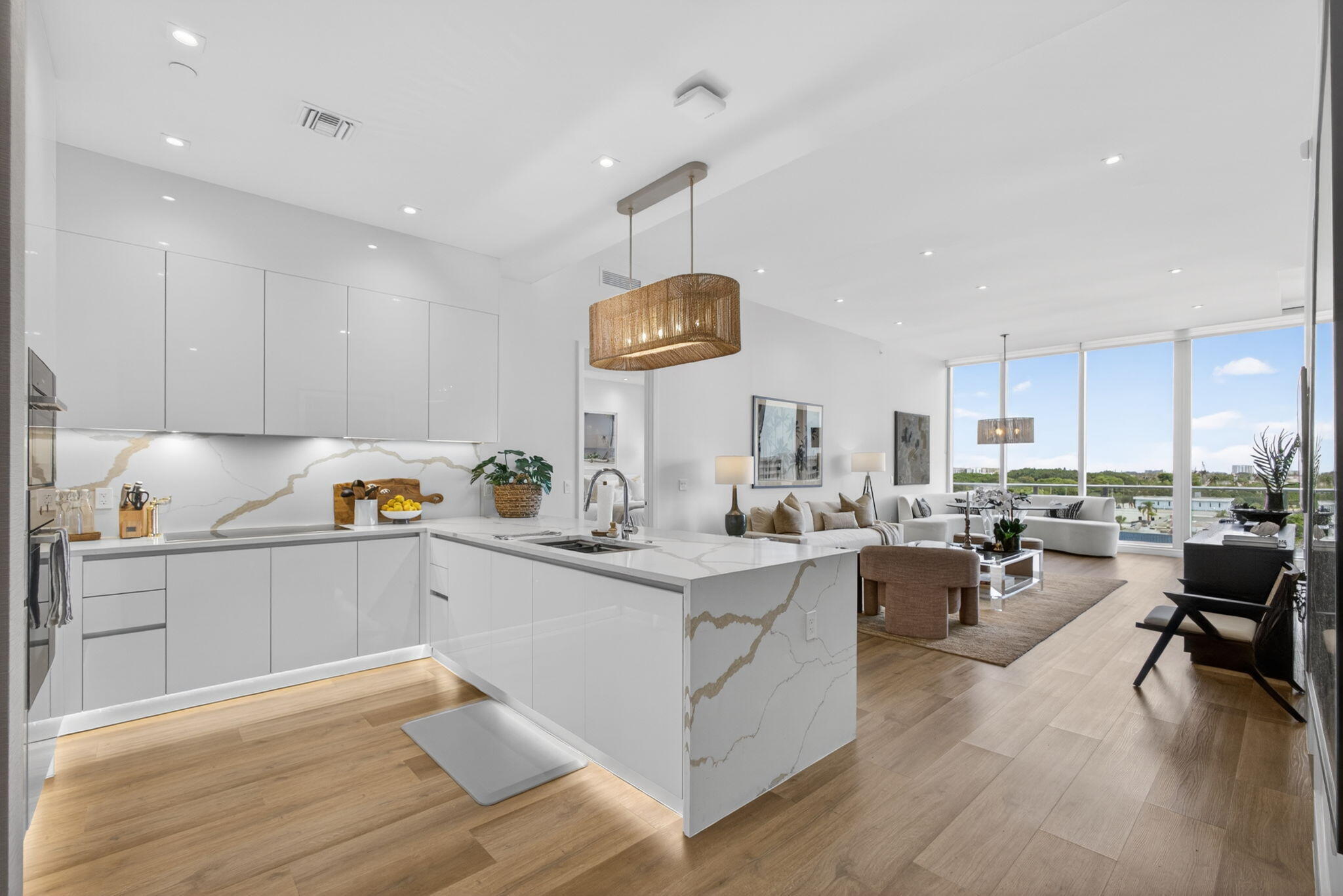 NAUTILUS 220 CONDO - Residential
