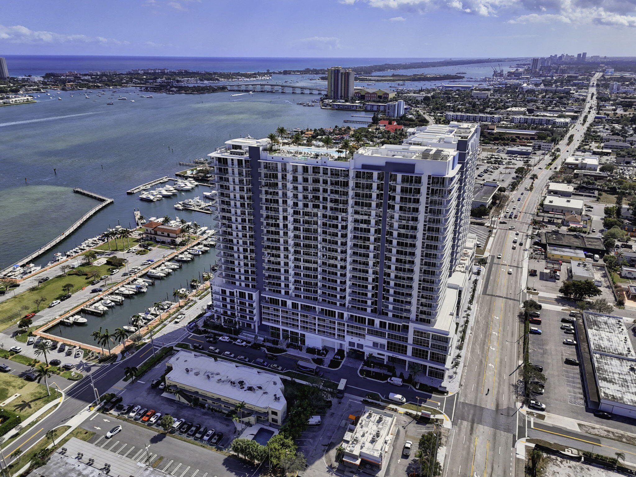 NAUTILUS 220 CONDO - Residential