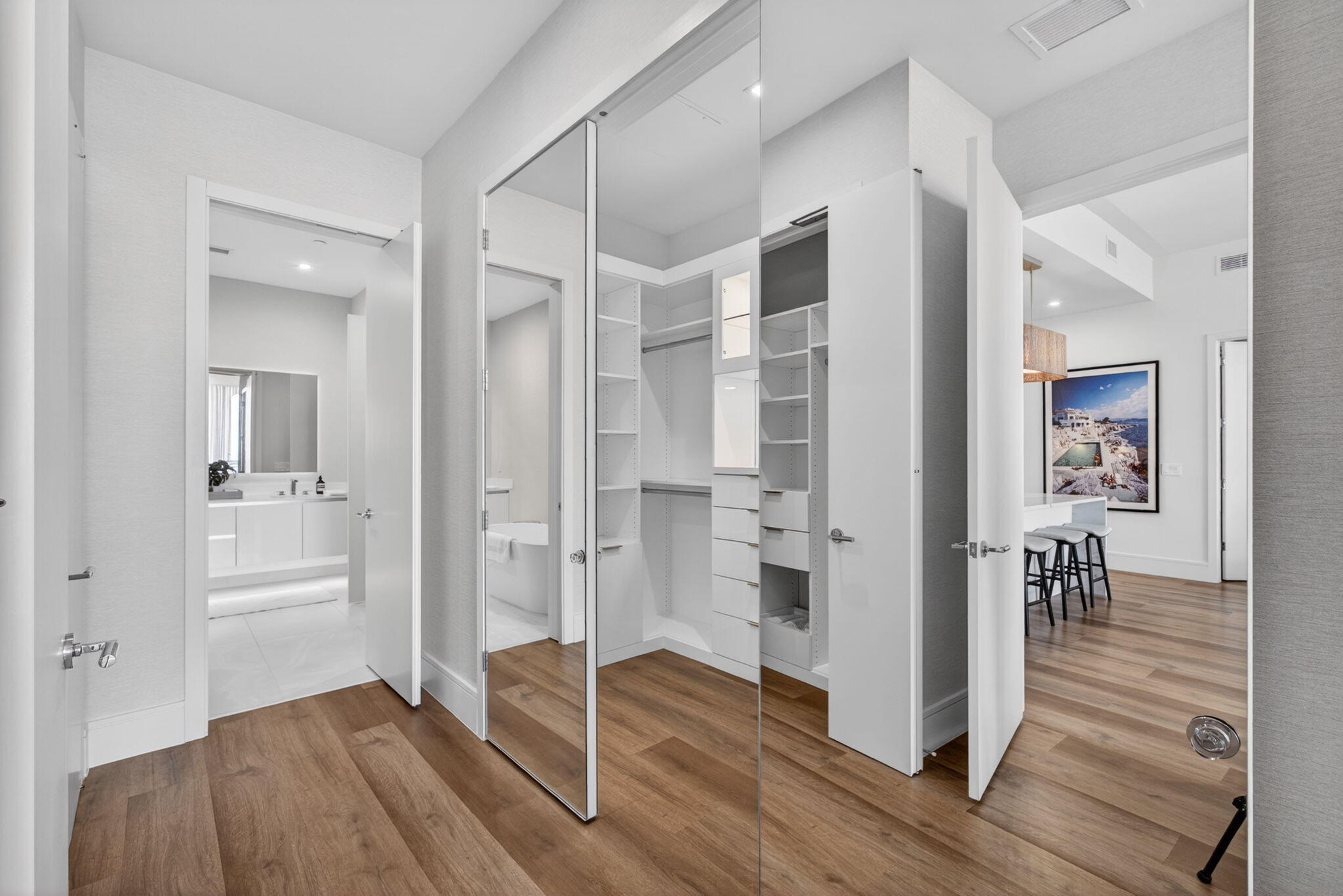 NAUTILUS 220 CONDO - Residential