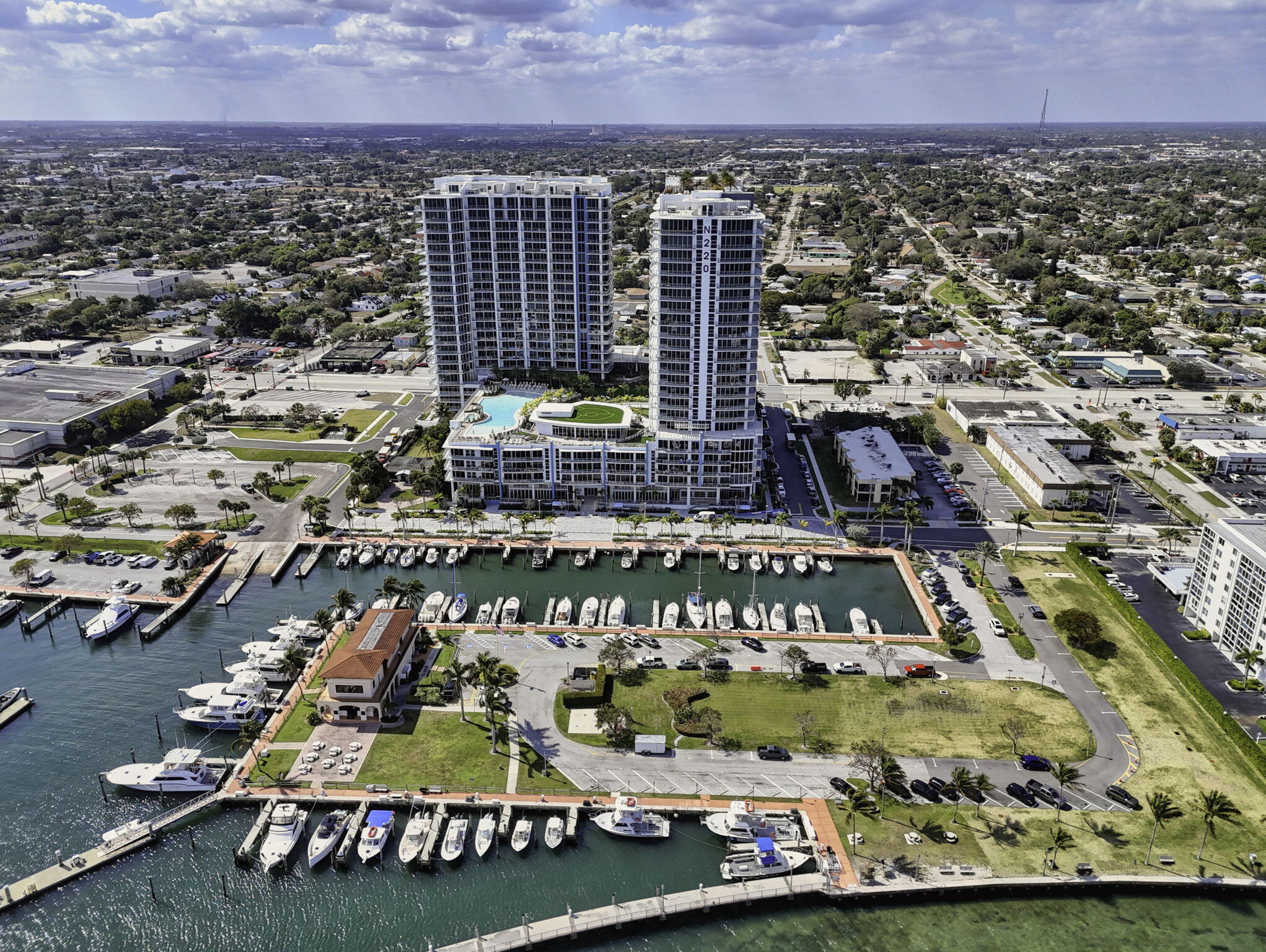 NAUTILUS 220 CONDO - Residential