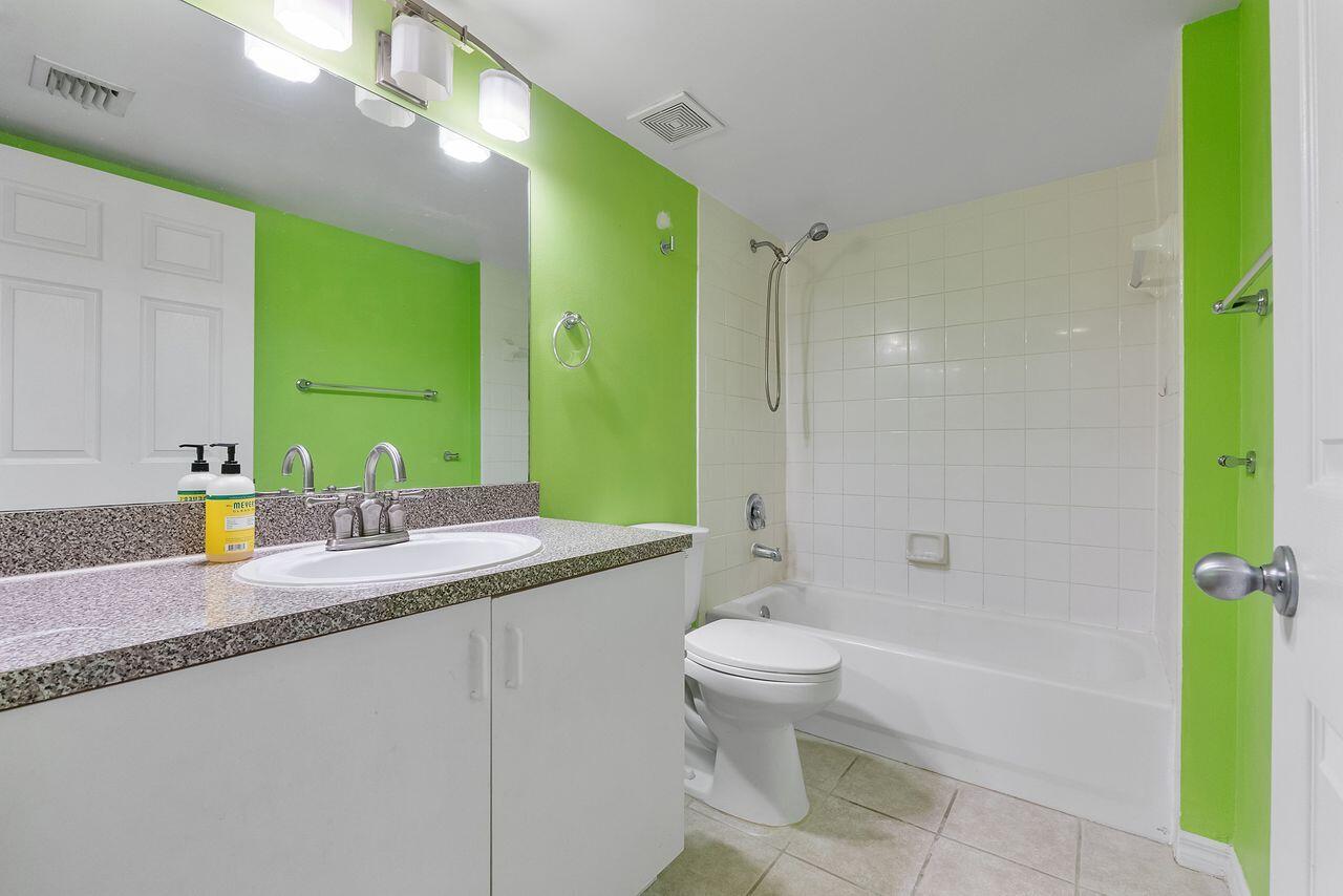 EVERGREEN LAKES CONDO - Residential