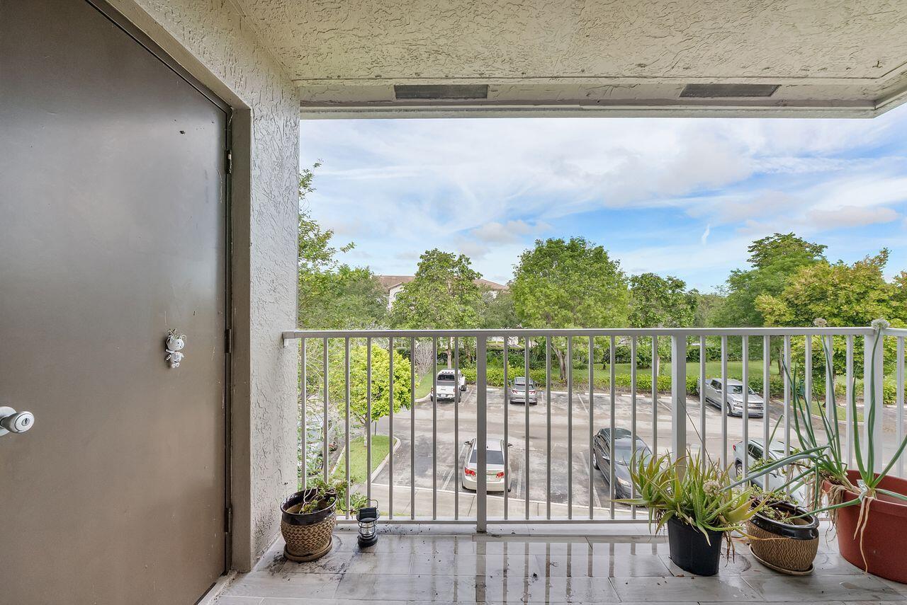 EVERGREEN LAKES CONDO - Residential