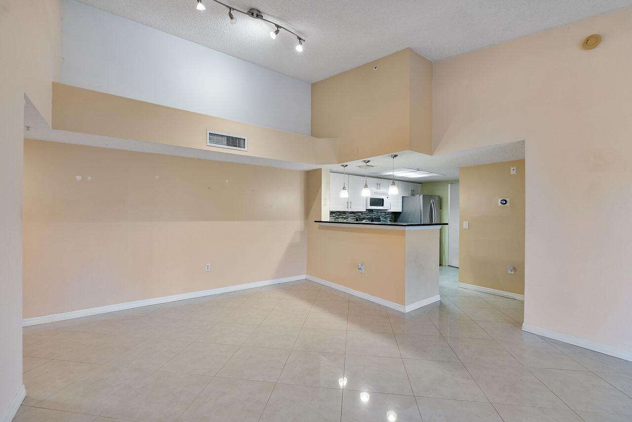 EVERGREEN LAKES CONDO - Residential