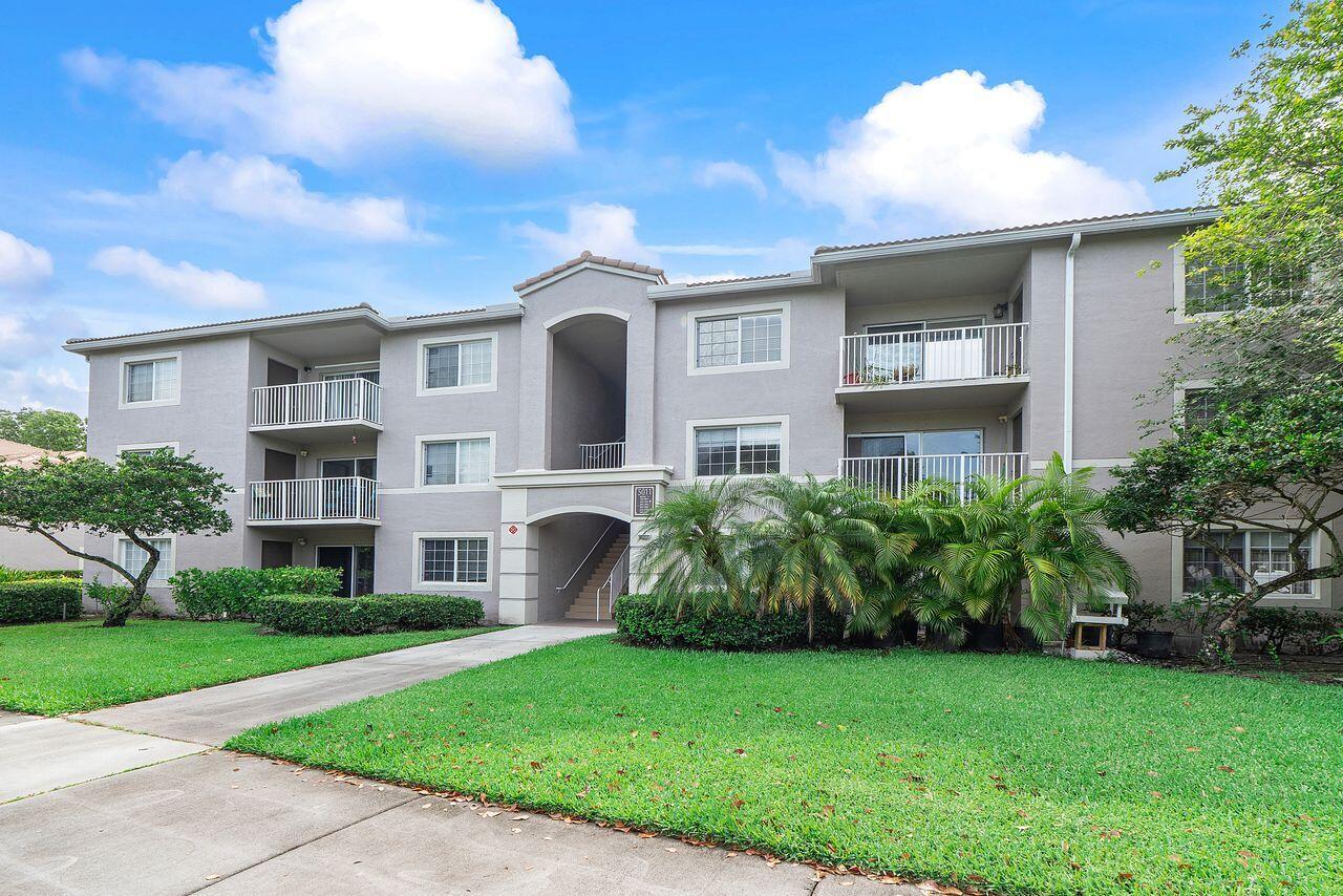 EVERGREEN LAKES CONDO - Residential