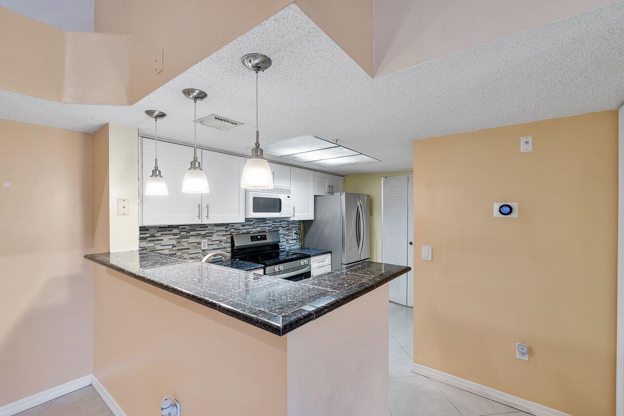 EVERGREEN LAKES CONDO - Residential
