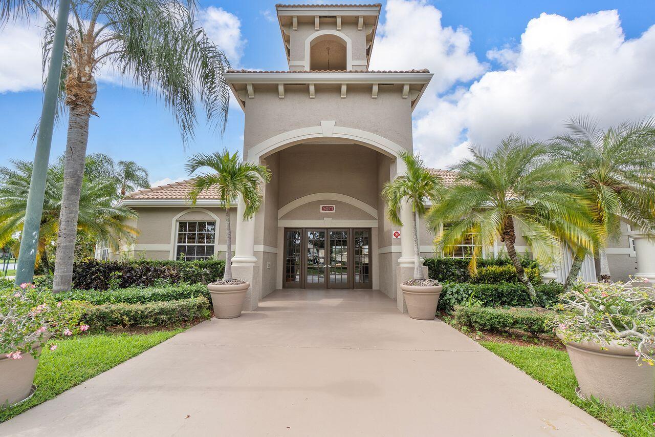 EVERGREEN LAKES CONDO - Residential