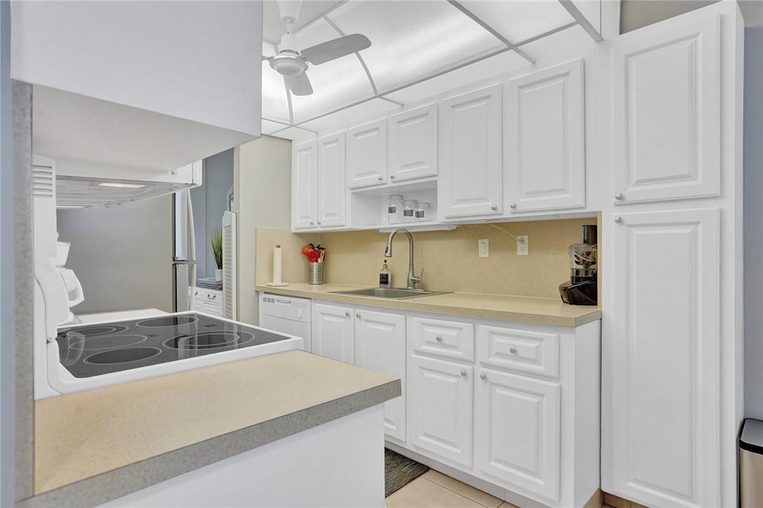 Cypress Chase Condo No 2 - Residential