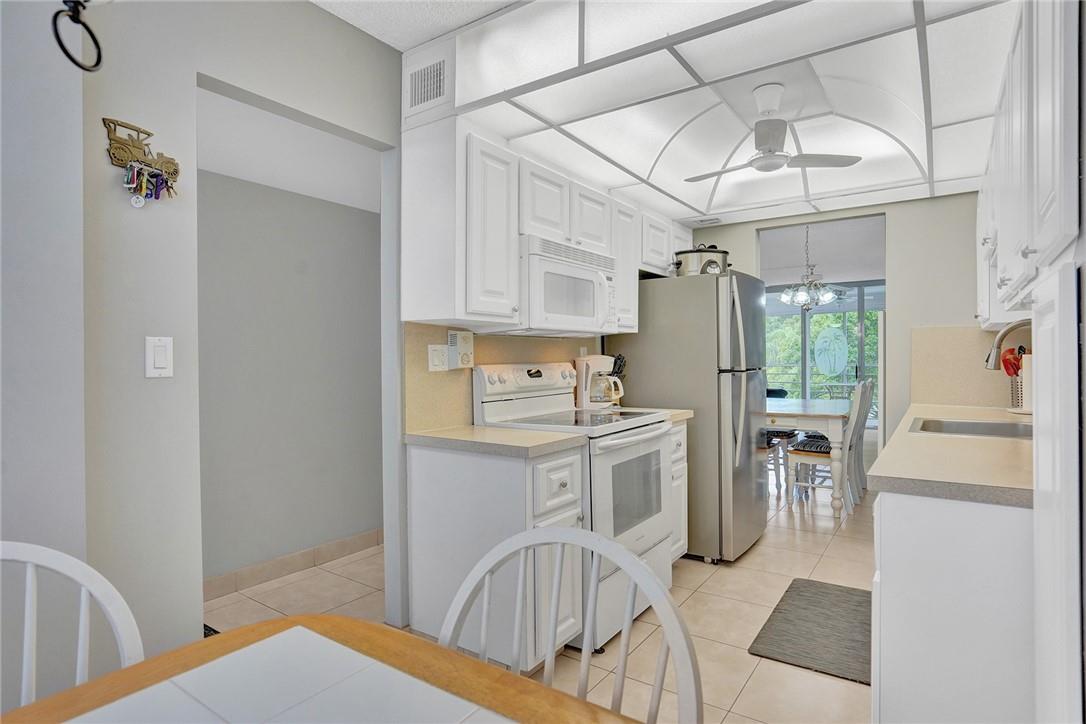 Cypress Chase Condo No 2 - Residential