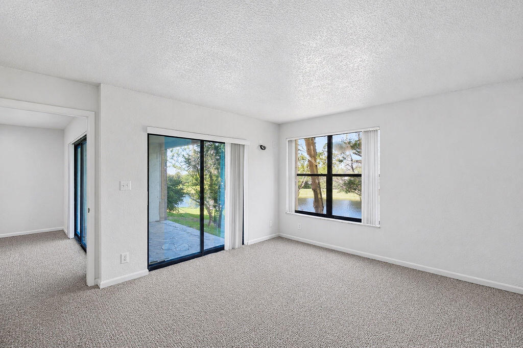 CYPRESS BEND I-D CONDO - Residential