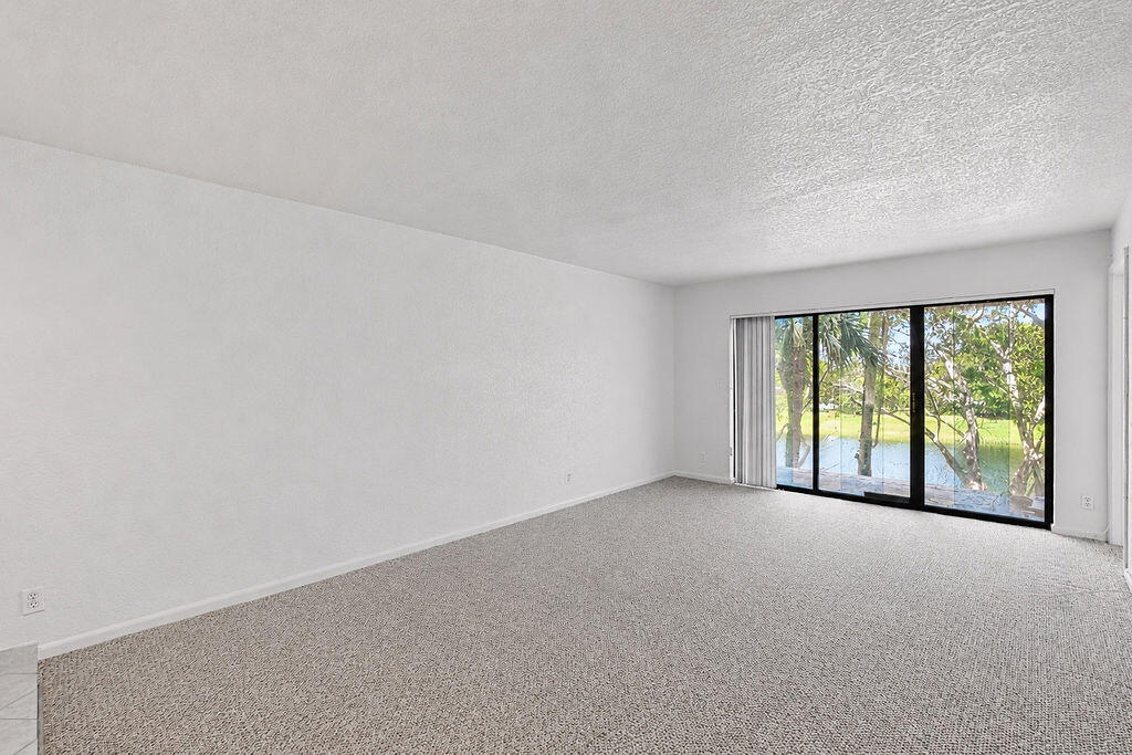 CYPRESS BEND I-D CONDO - Residential