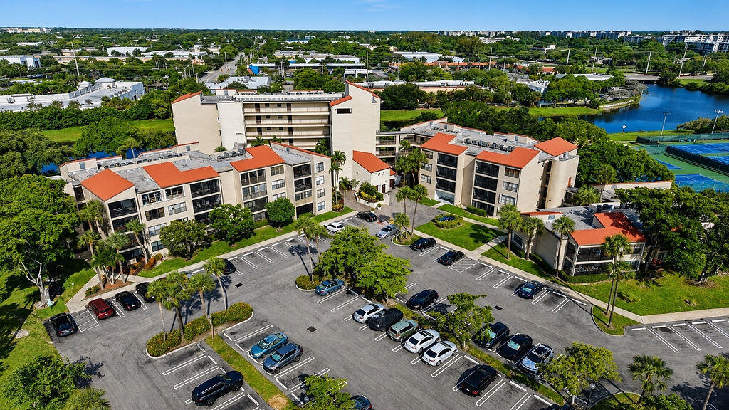 CYPRESS BEND I-D CONDO - Residential