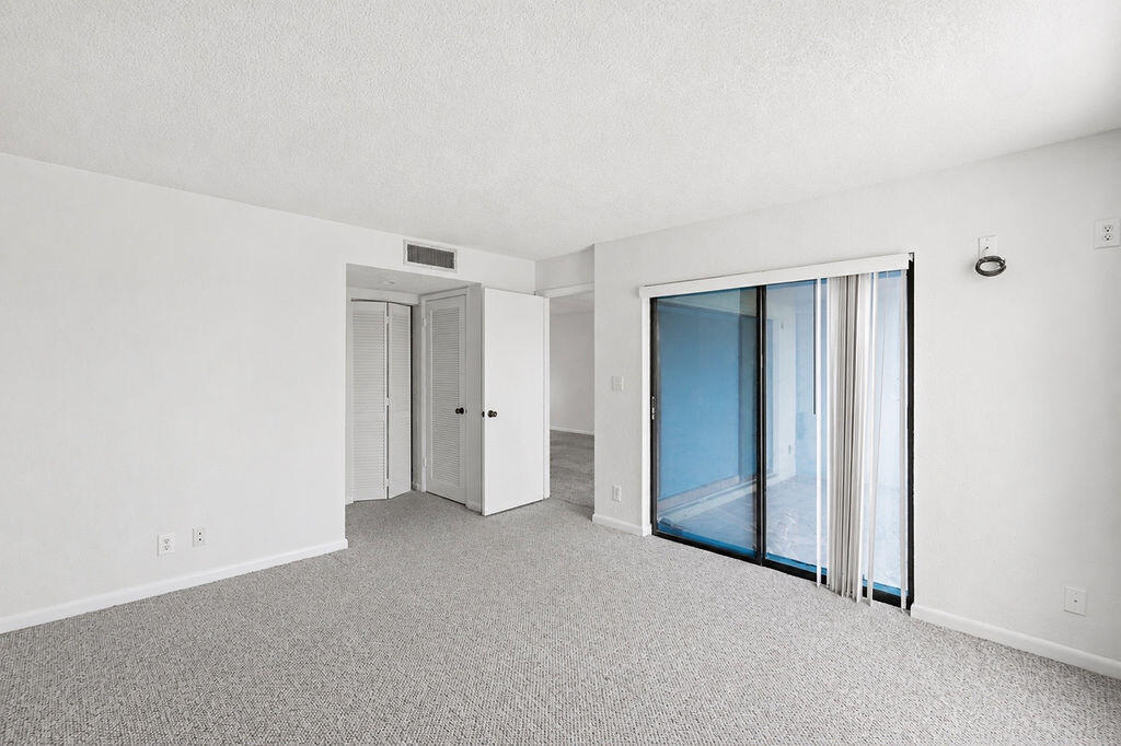 CYPRESS BEND I-D CONDO - Residential