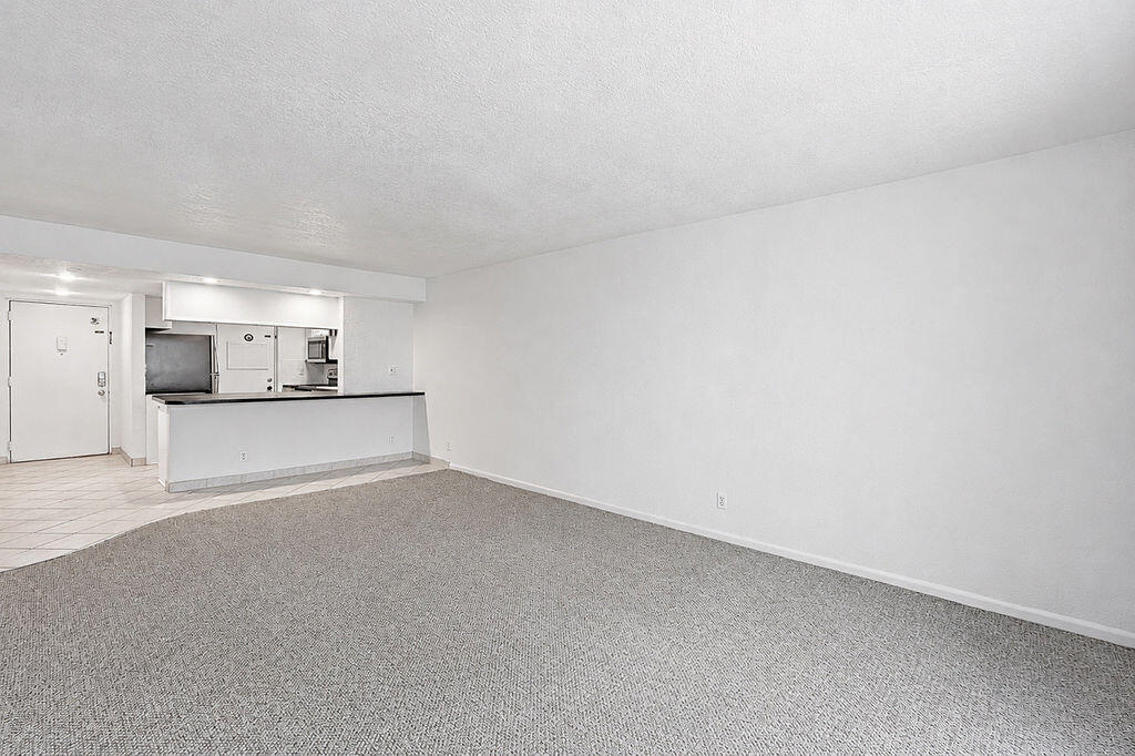 CYPRESS BEND I-D CONDO - Residential
