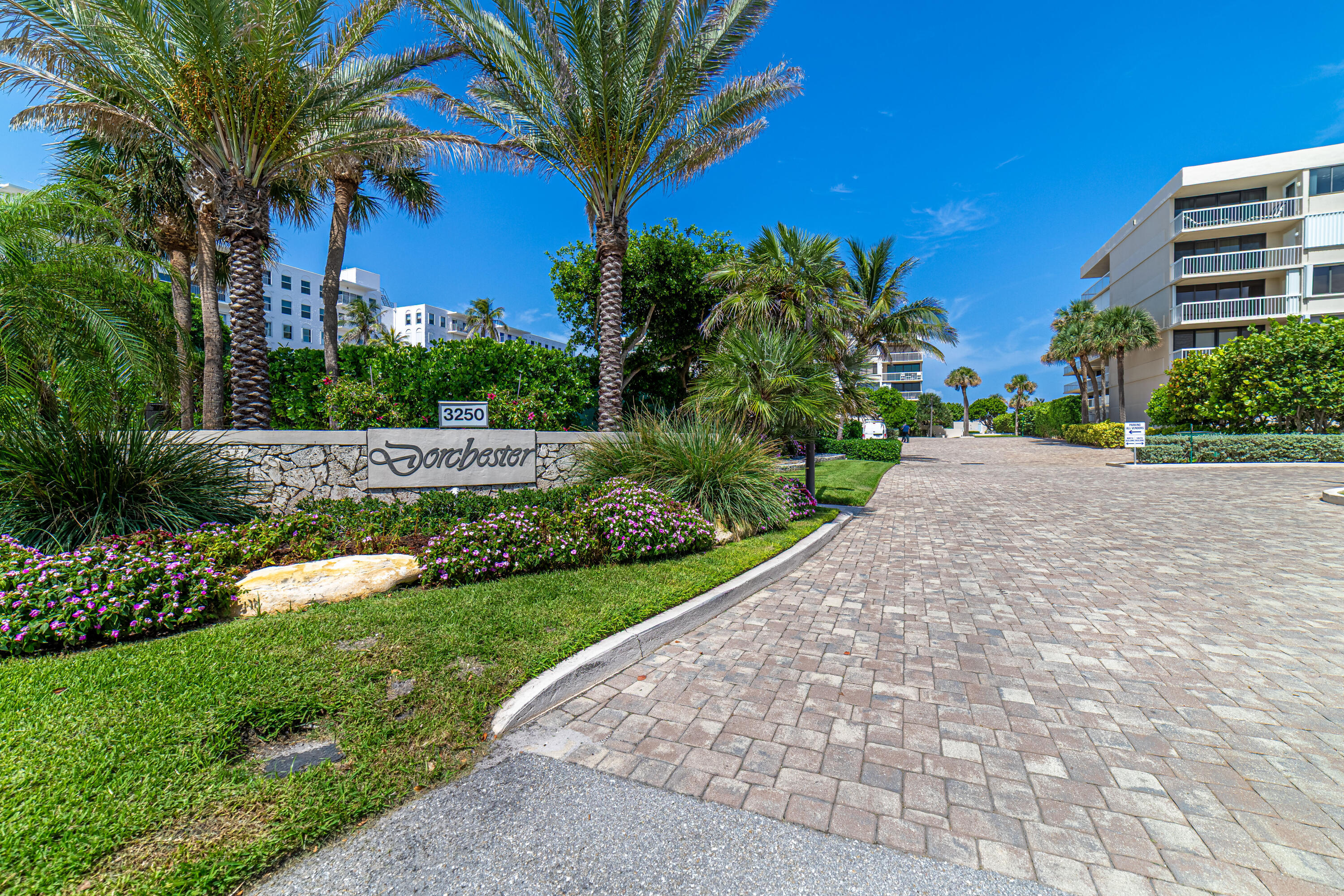 DORCHESTER OF PALM BEACH CONDO - Residential Lease