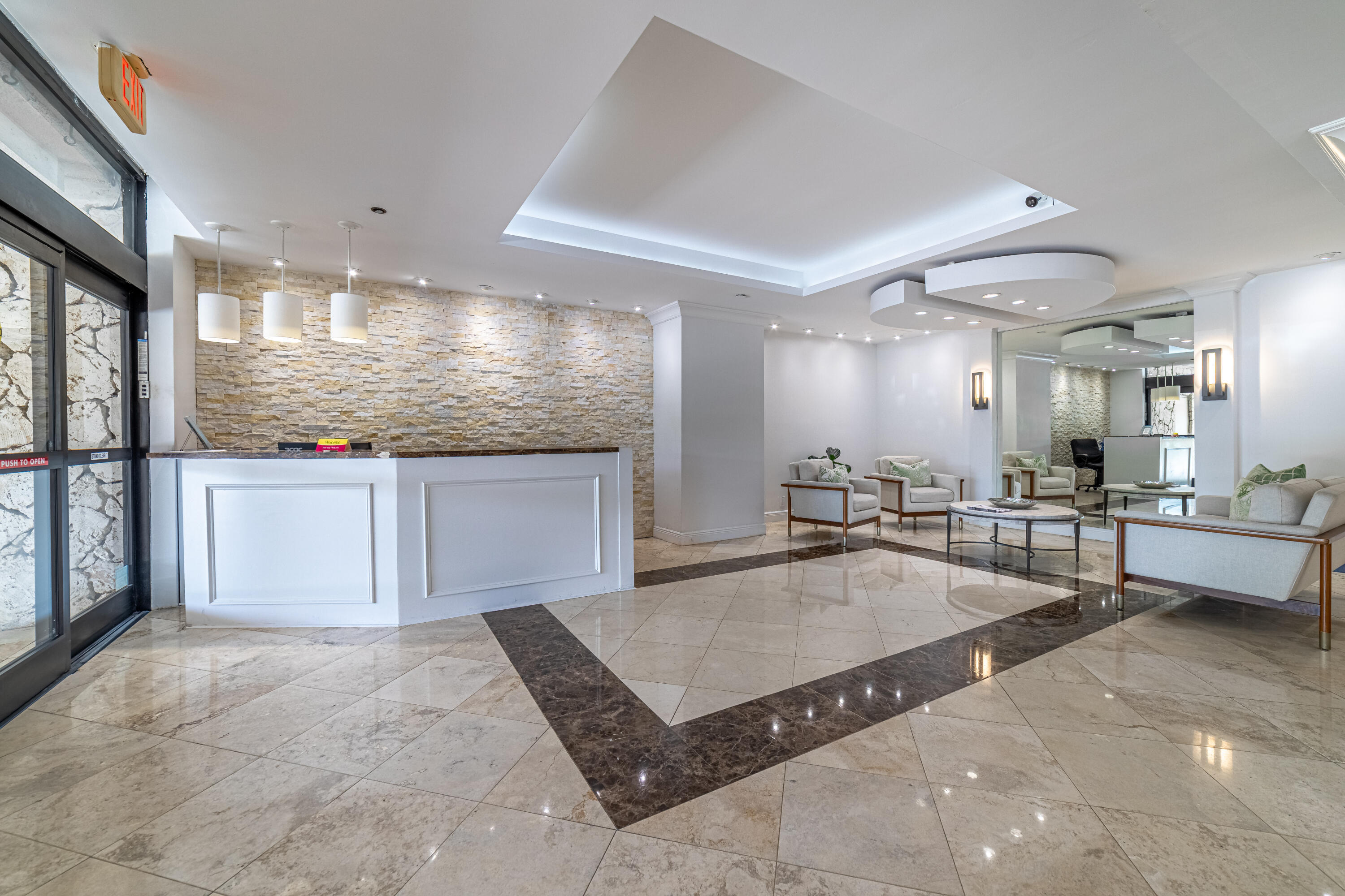 DORCHESTER OF PALM BEACH CONDO - Residential Lease