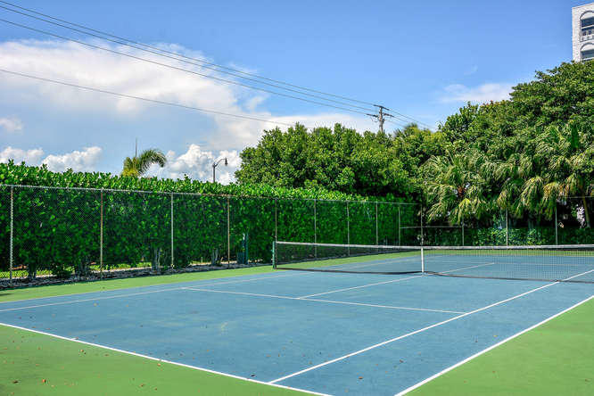 DORCHESTER OF PALM BEACH CONDO - Residential Lease