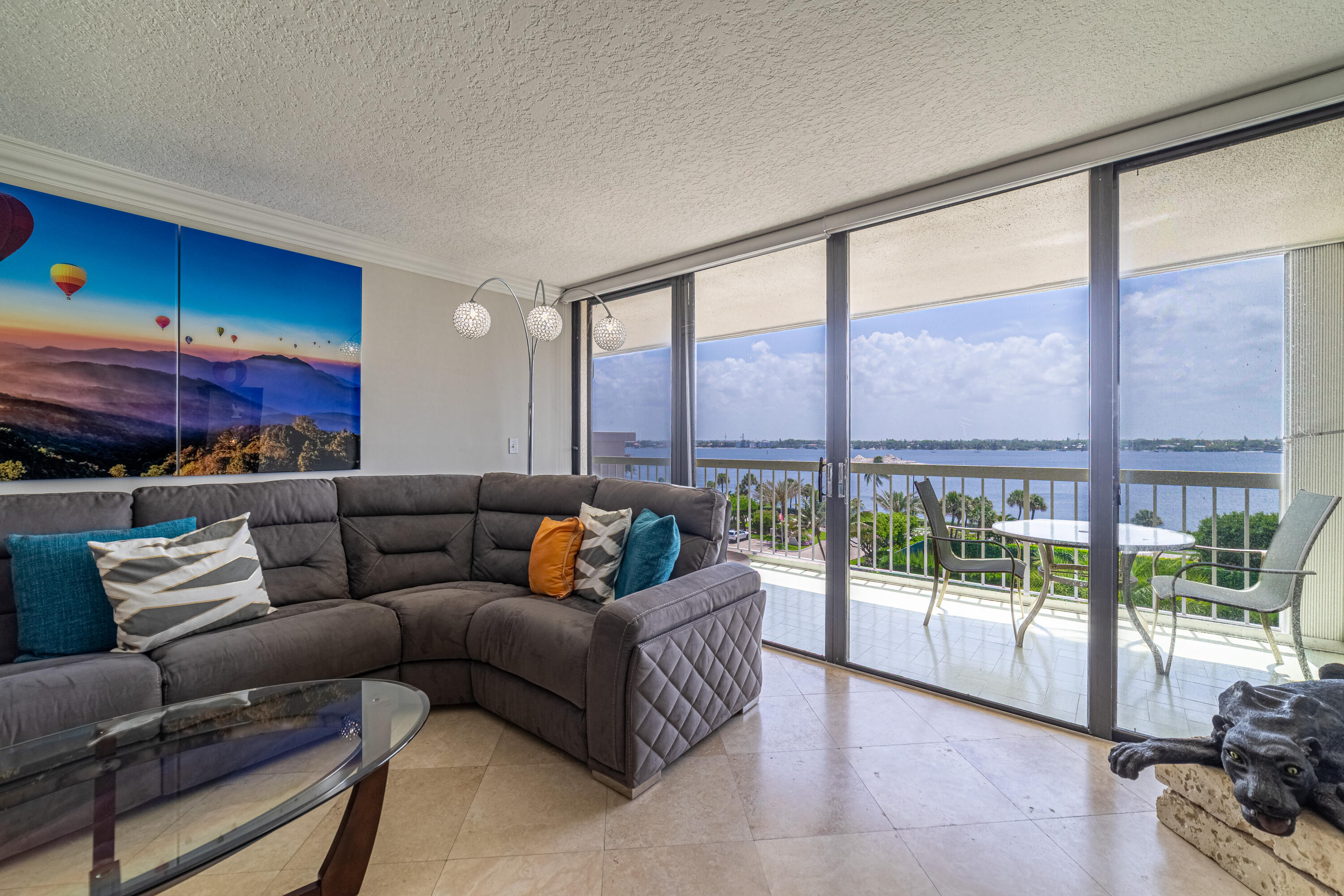 DORCHESTER OF PALM BEACH CONDO - Residential Lease