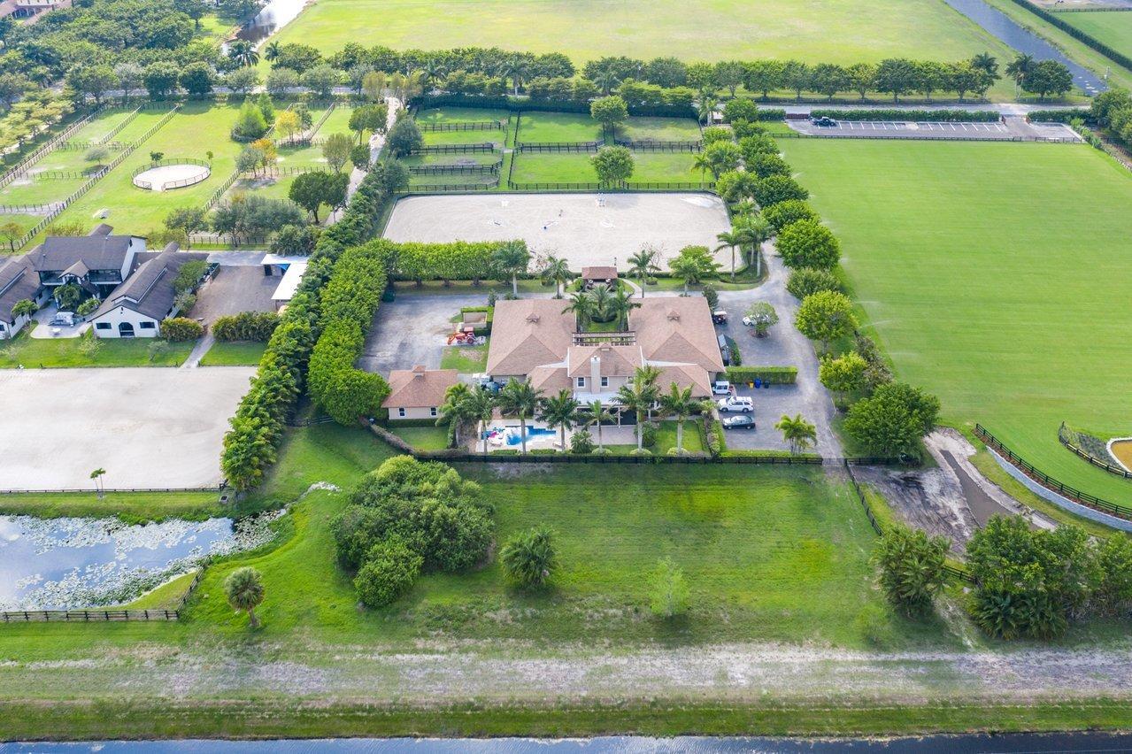 PALM BEACH POINT EAST - Residential