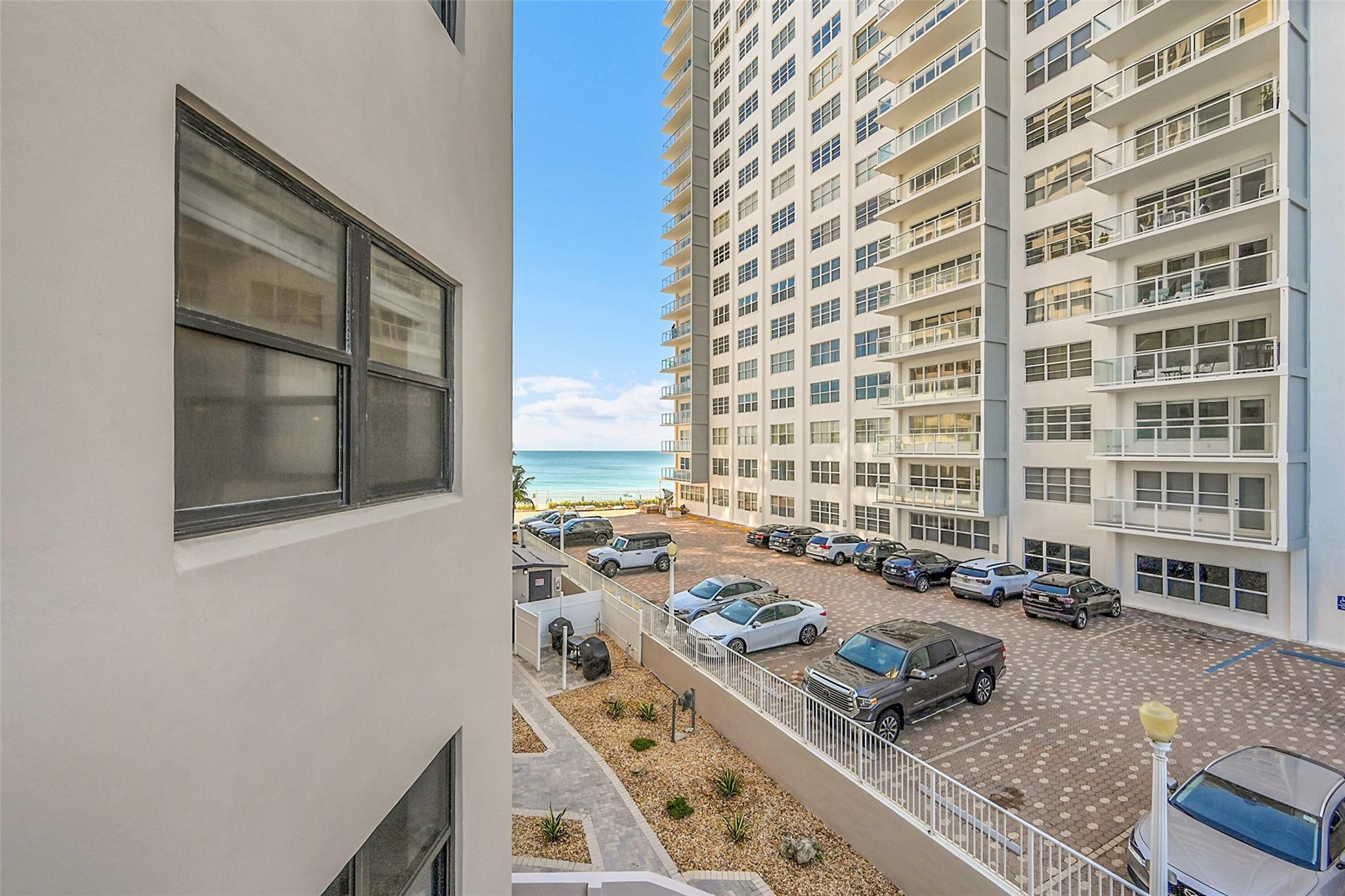 GALT OCEAN CLUB CONDO - Residential Lease