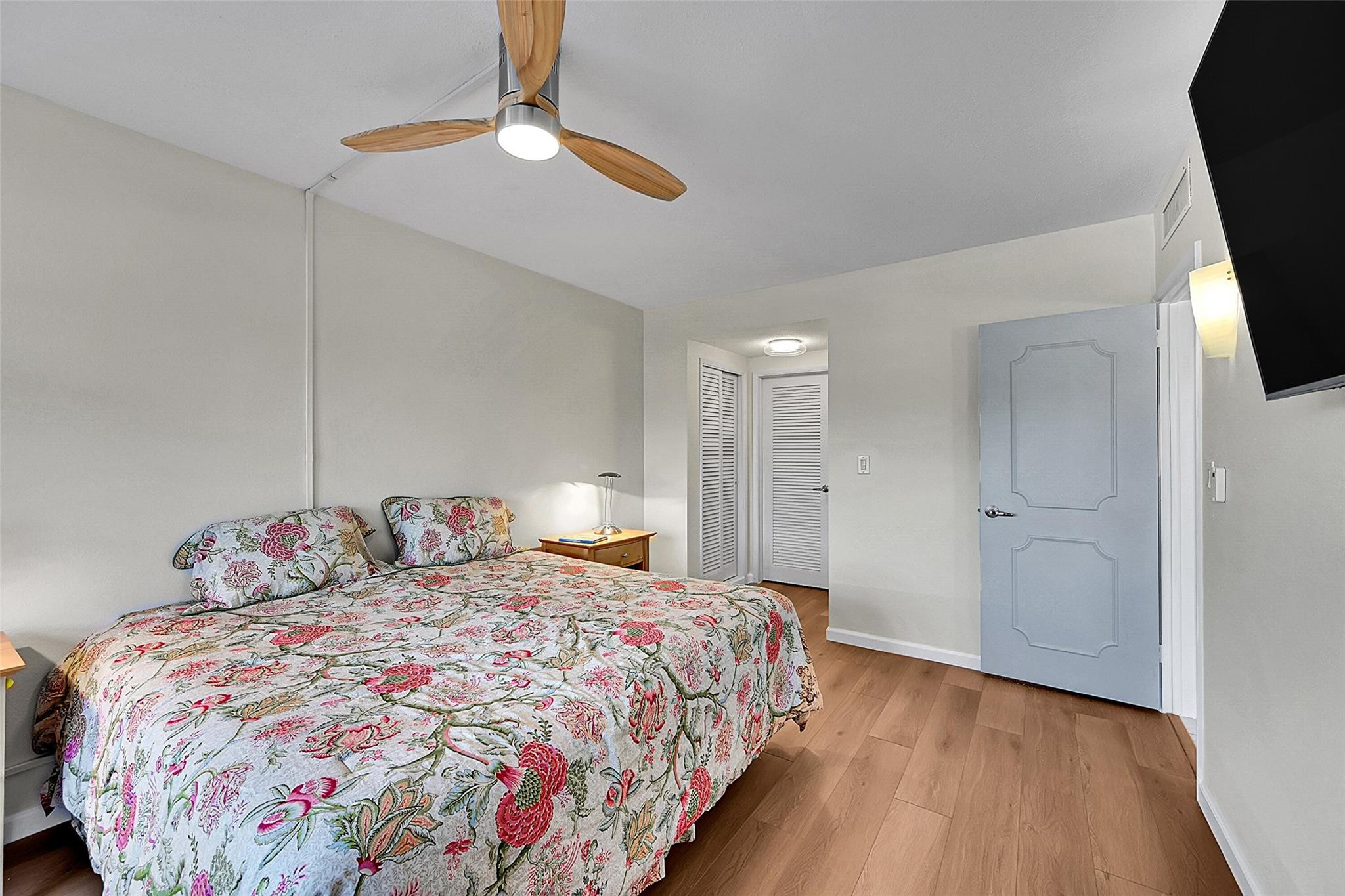 GALT OCEAN CLUB CONDO - Residential Lease