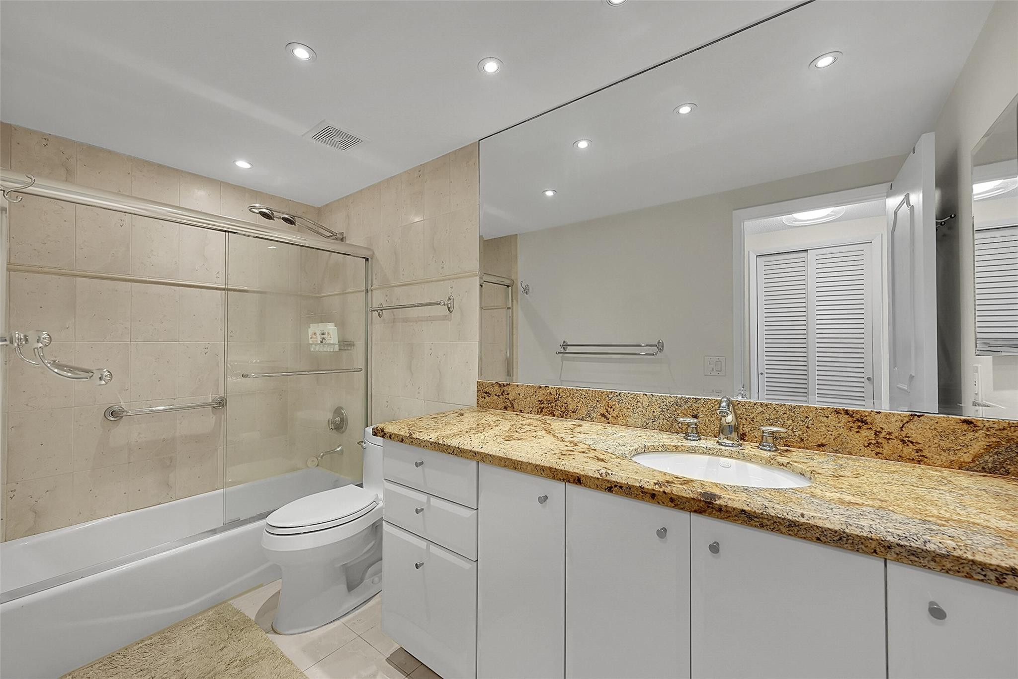 GALT OCEAN CLUB CONDO - Residential Lease