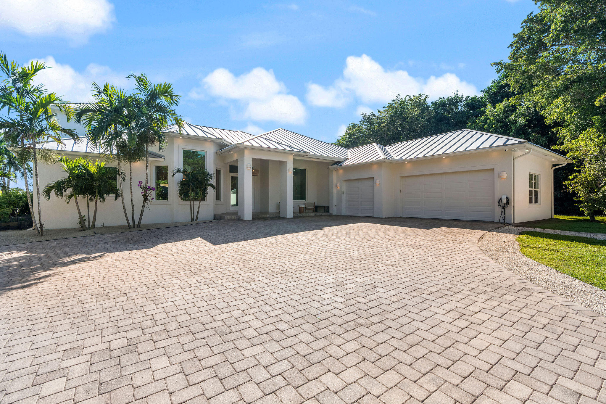 SUNSHINE RANCHES - Residential