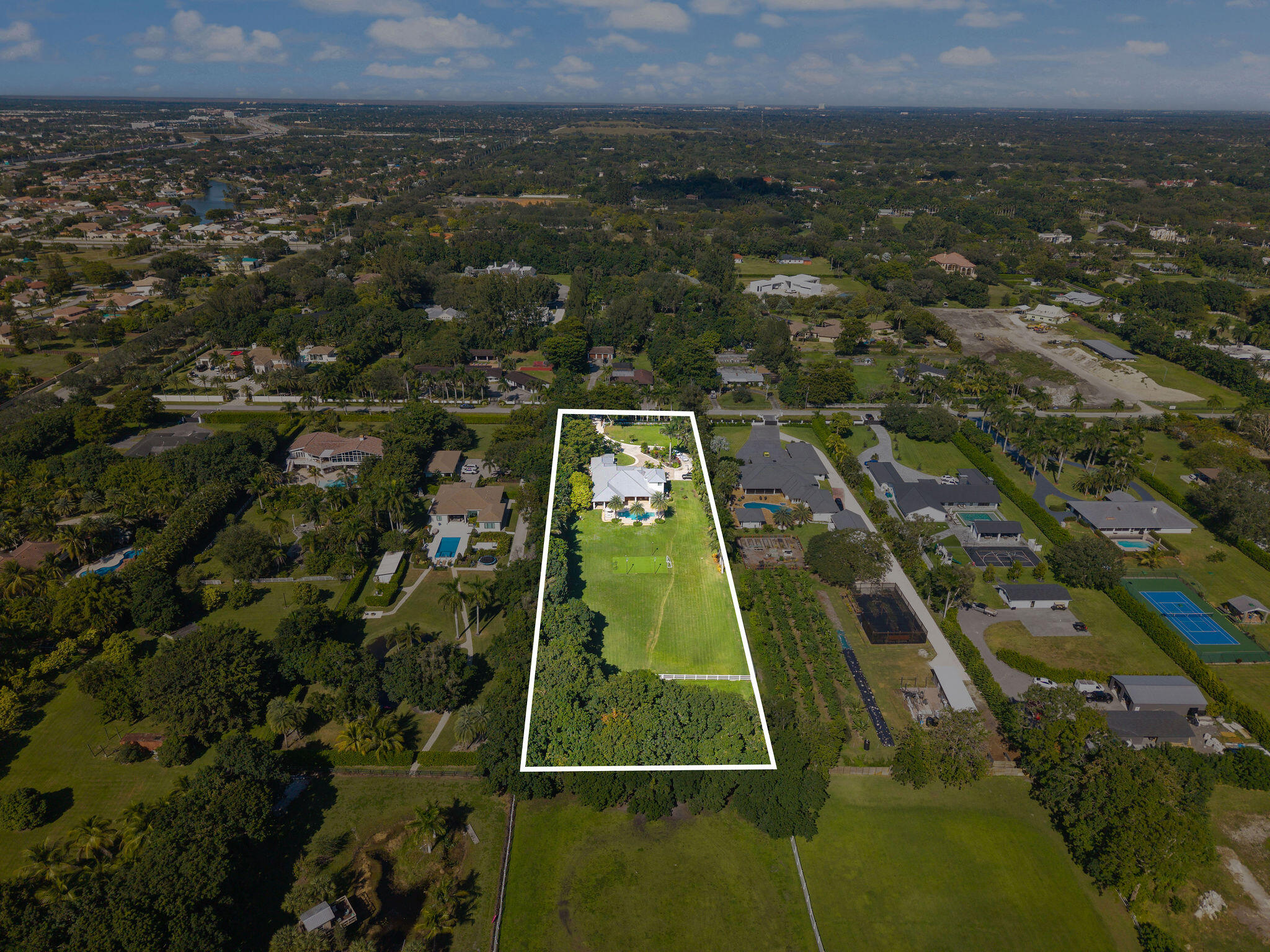 SUNSHINE RANCHES - Residential