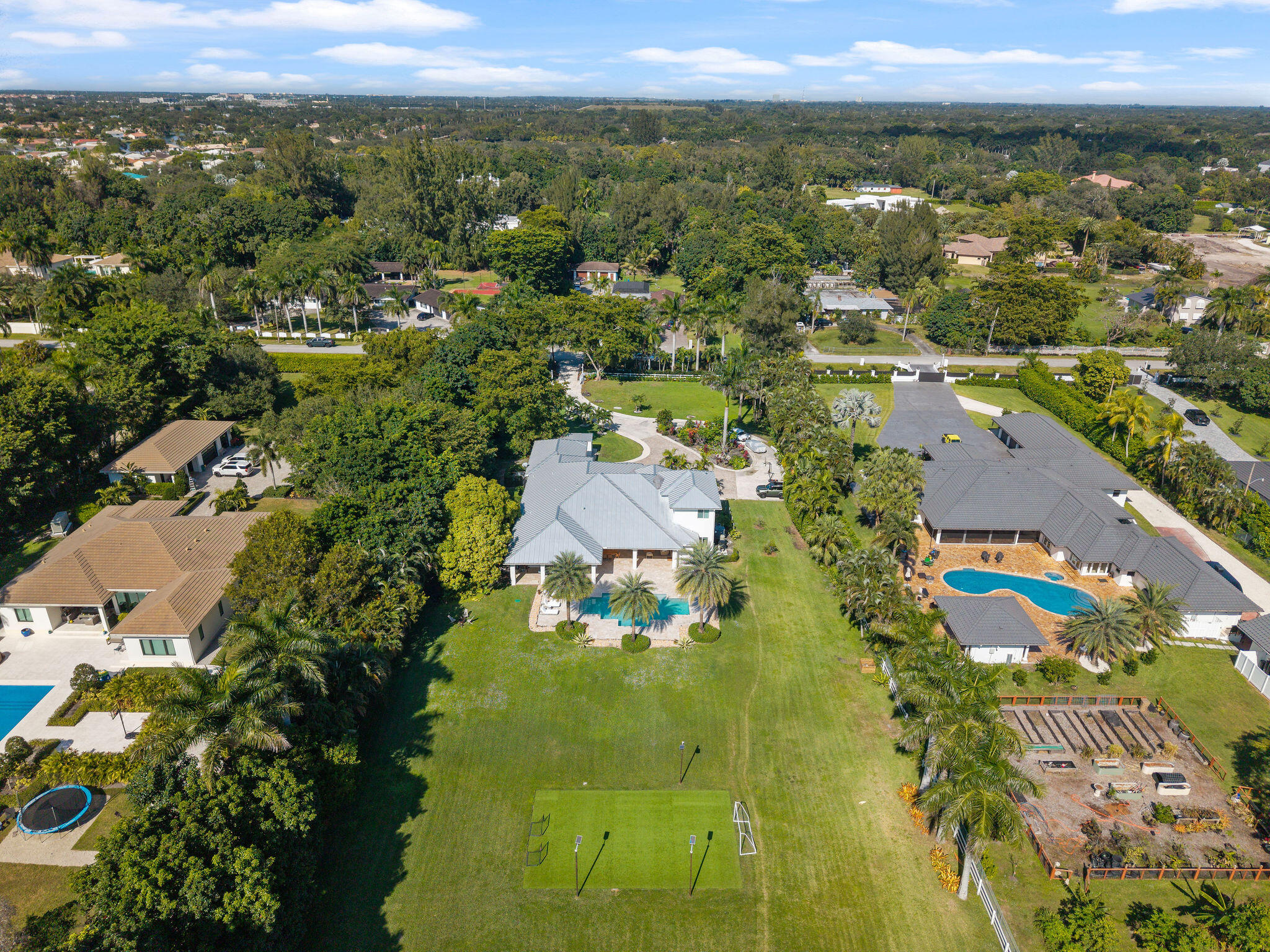 SUNSHINE RANCHES - Residential