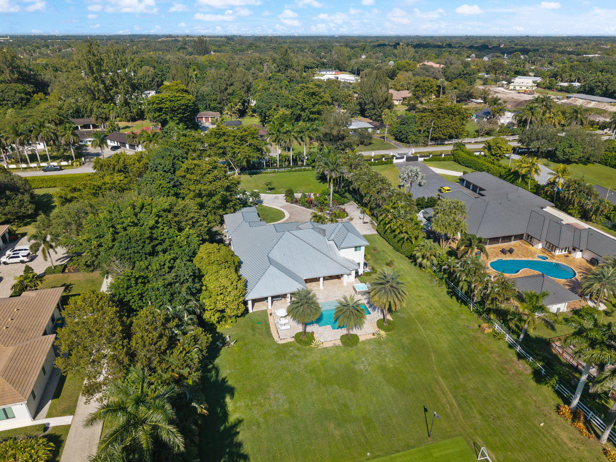 SUNSHINE RANCHES - Residential