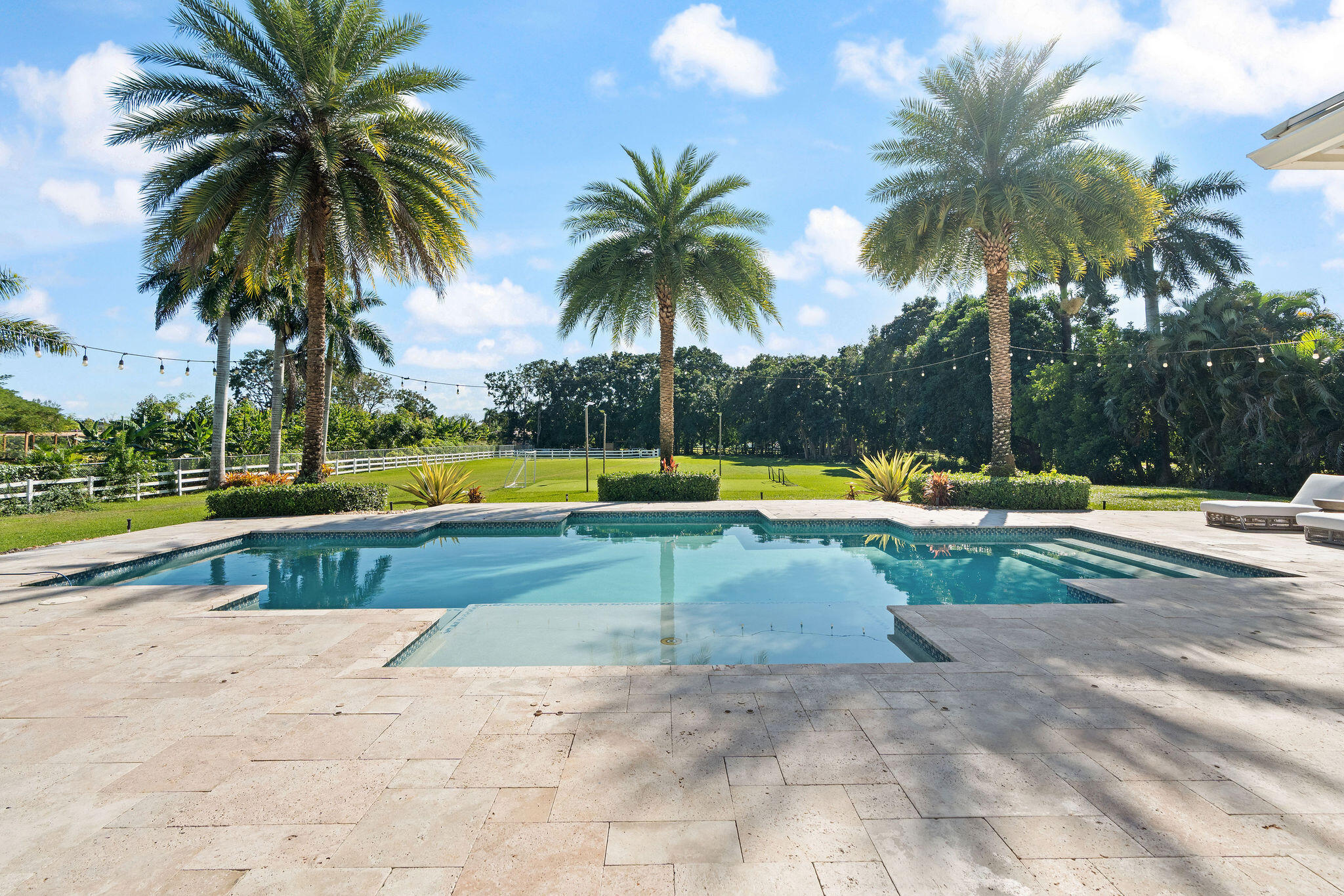 SUNSHINE RANCHES - Residential