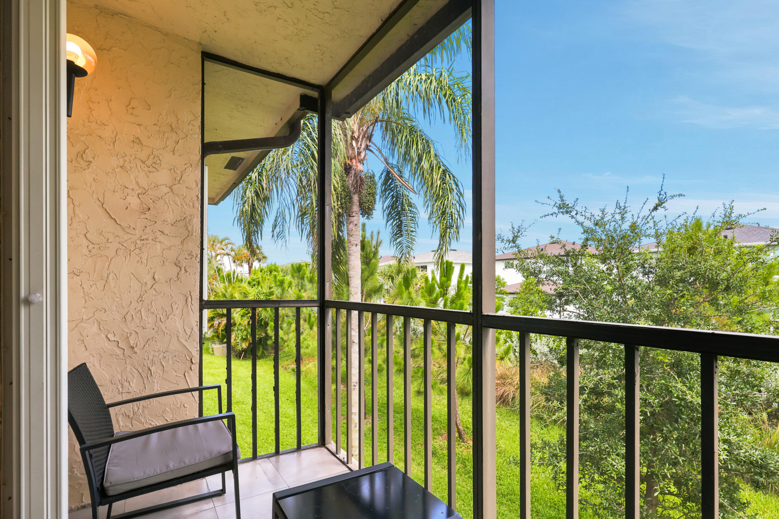 LUCERNE LAKES GOLF COLONY CONDOS 1 THRU 12 - Residential