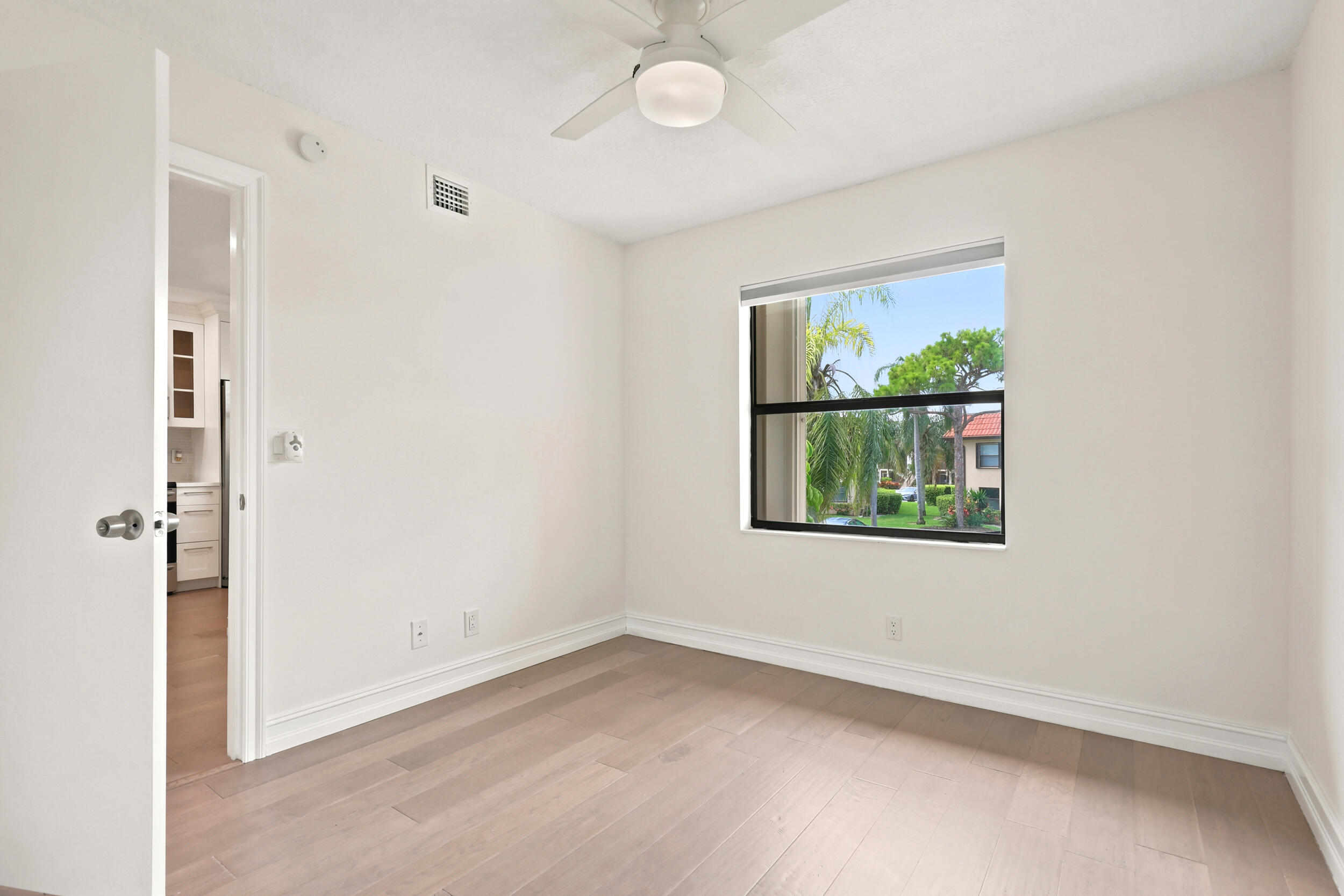 LUCERNE LAKES GOLF COLONY CONDOS 1 THRU 12 - Residential