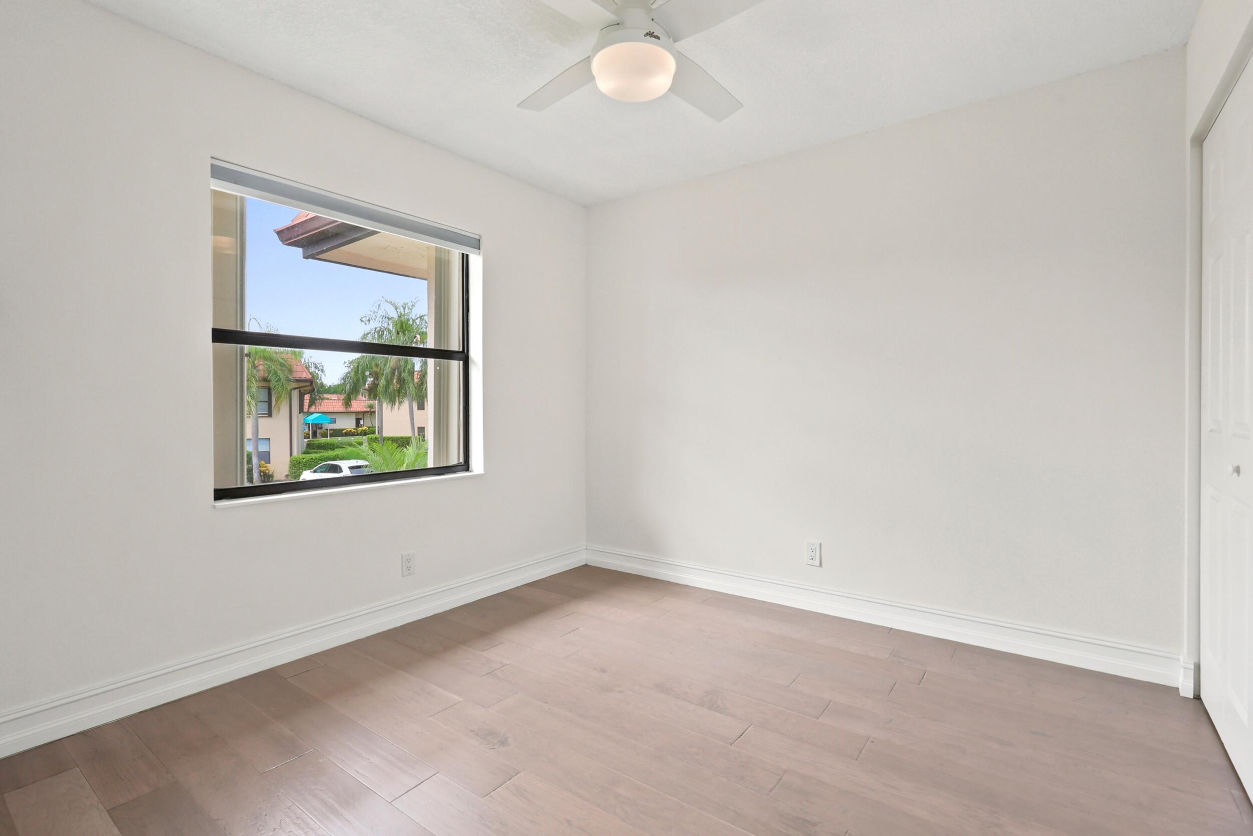 LUCERNE LAKES GOLF COLONY CONDOS 1 THRU 12 - Residential