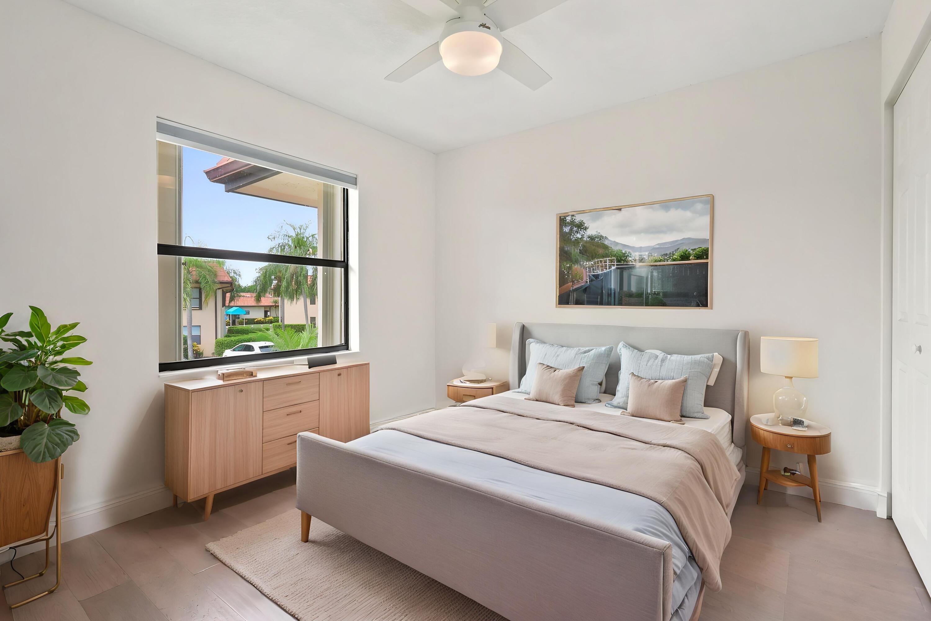 LUCERNE LAKES GOLF COLONY CONDOS 1 THRU 12 - Residential