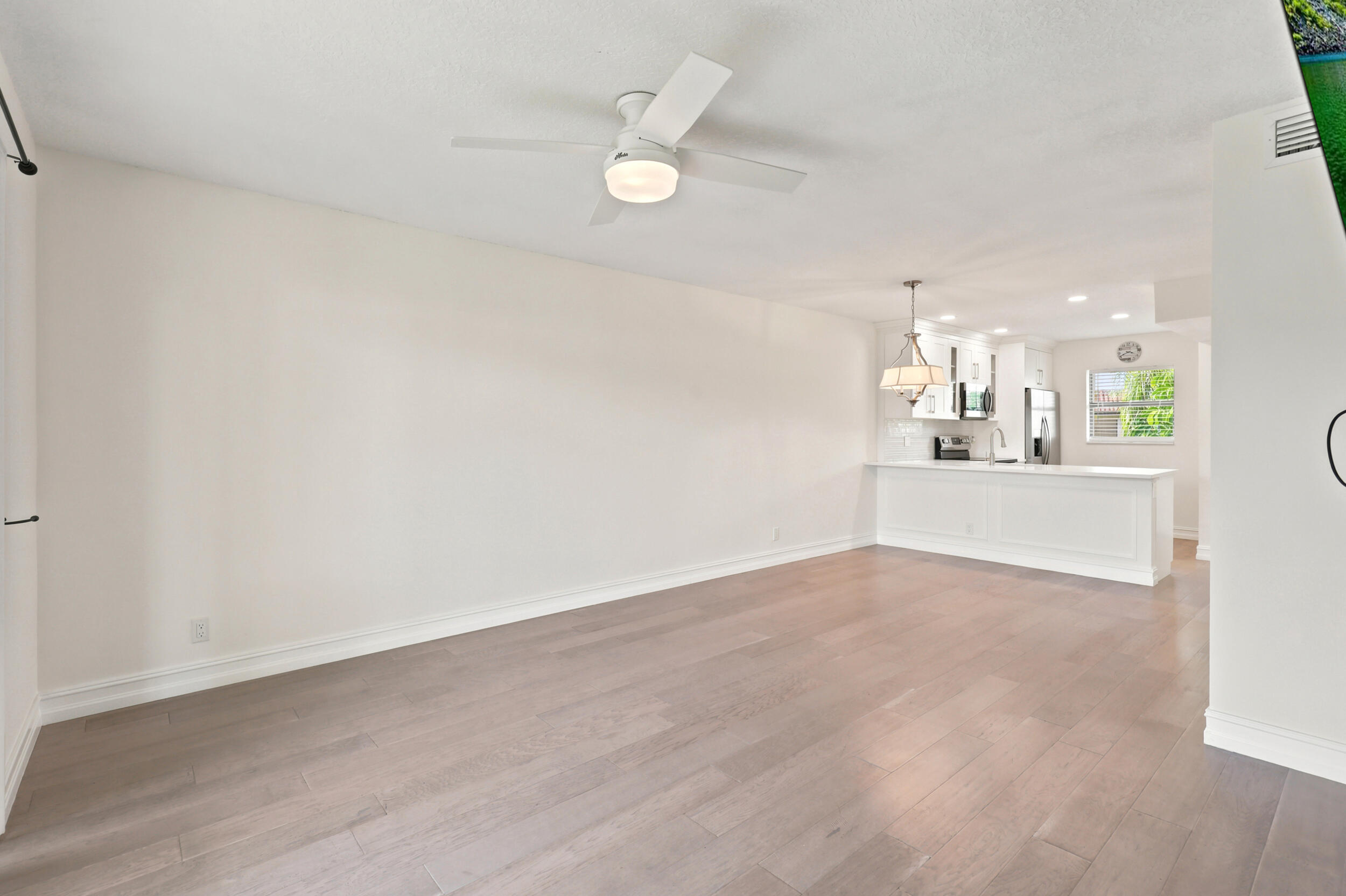 LUCERNE LAKES GOLF COLONY CONDOS 1 THRU 12 - Residential