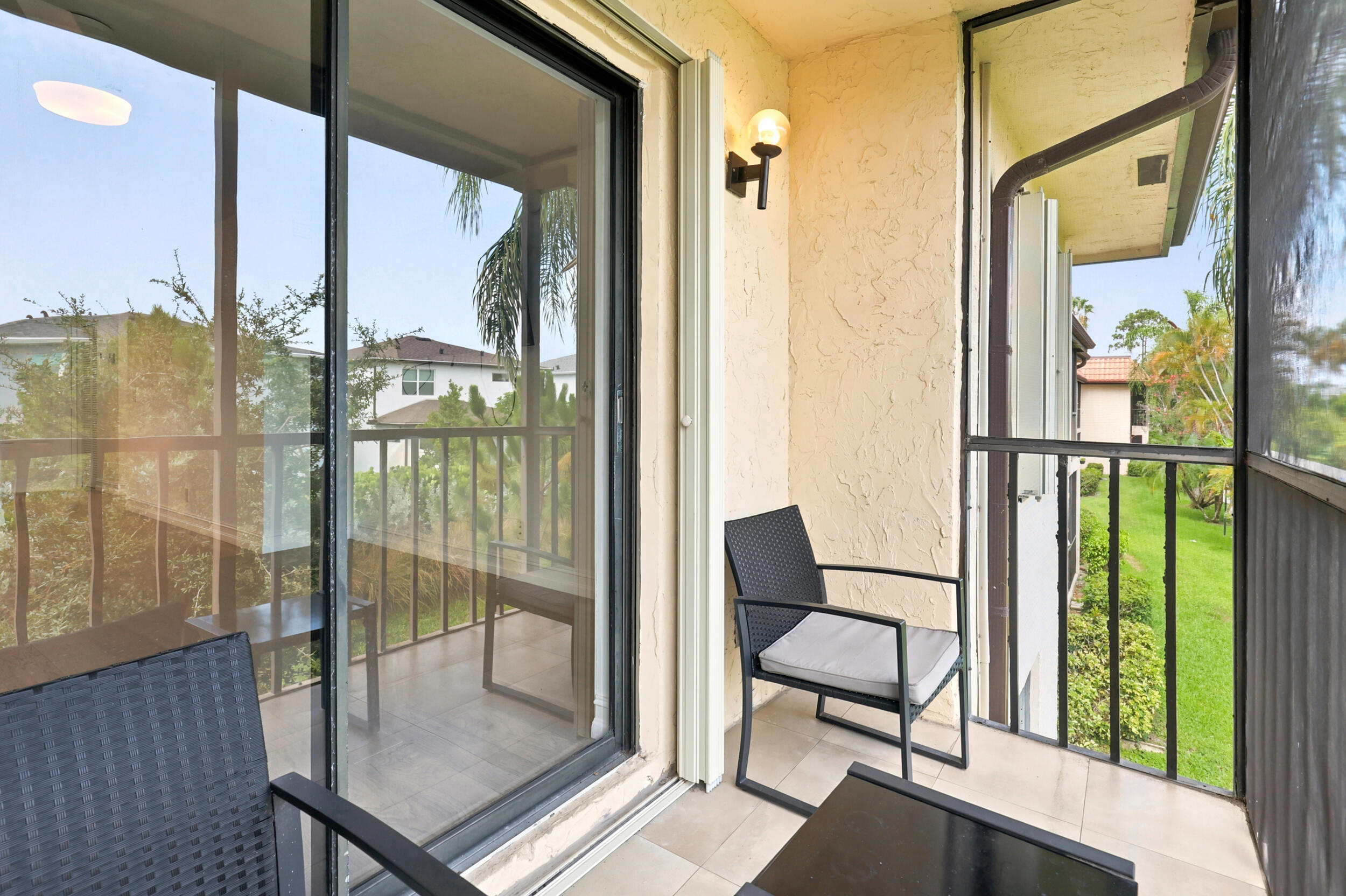 LUCERNE LAKES GOLF COLONY CONDOS 1 THRU 12 - Residential