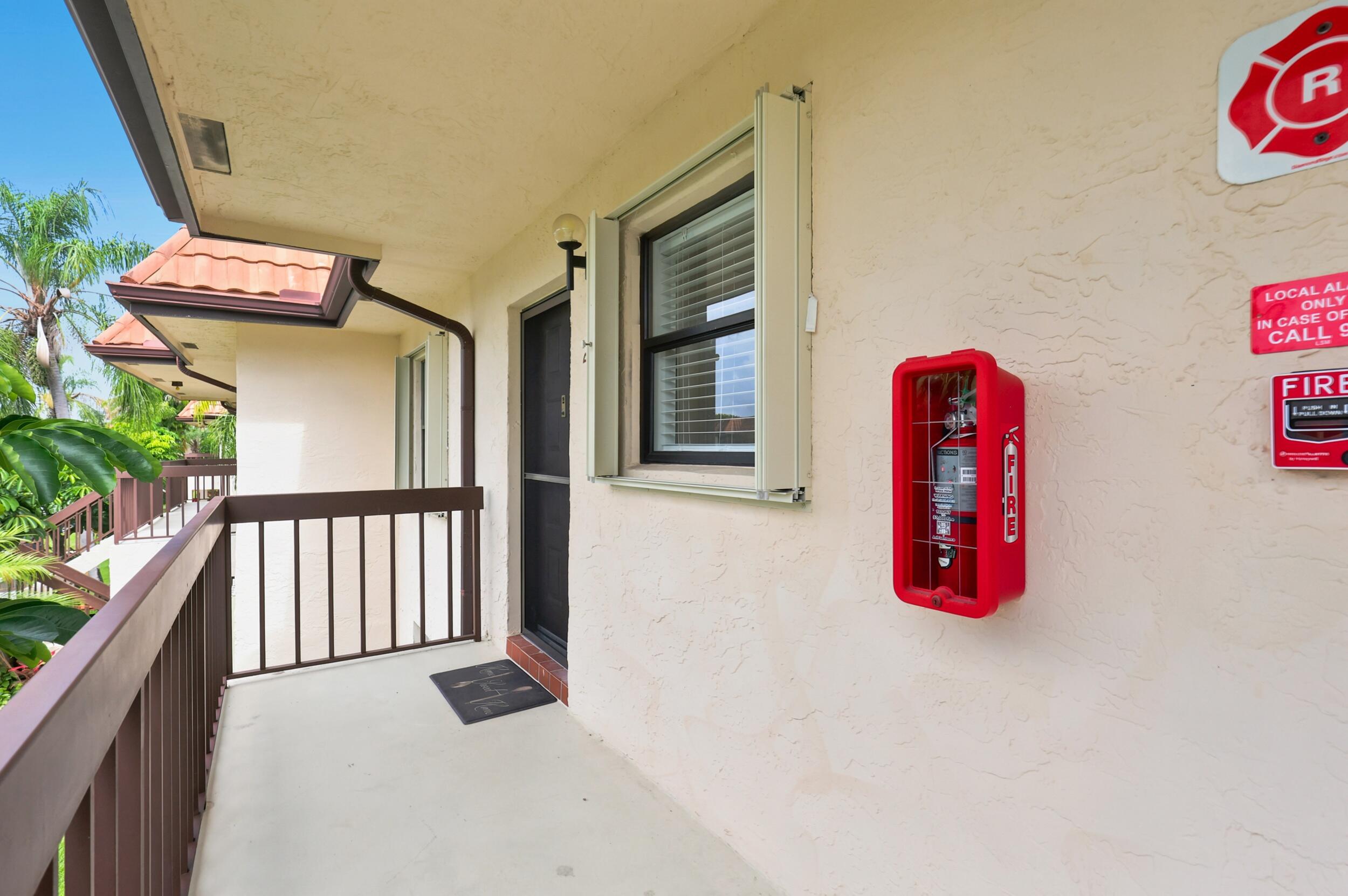 LUCERNE LAKES GOLF COLONY CONDOS 1 THRU 12 - Residential