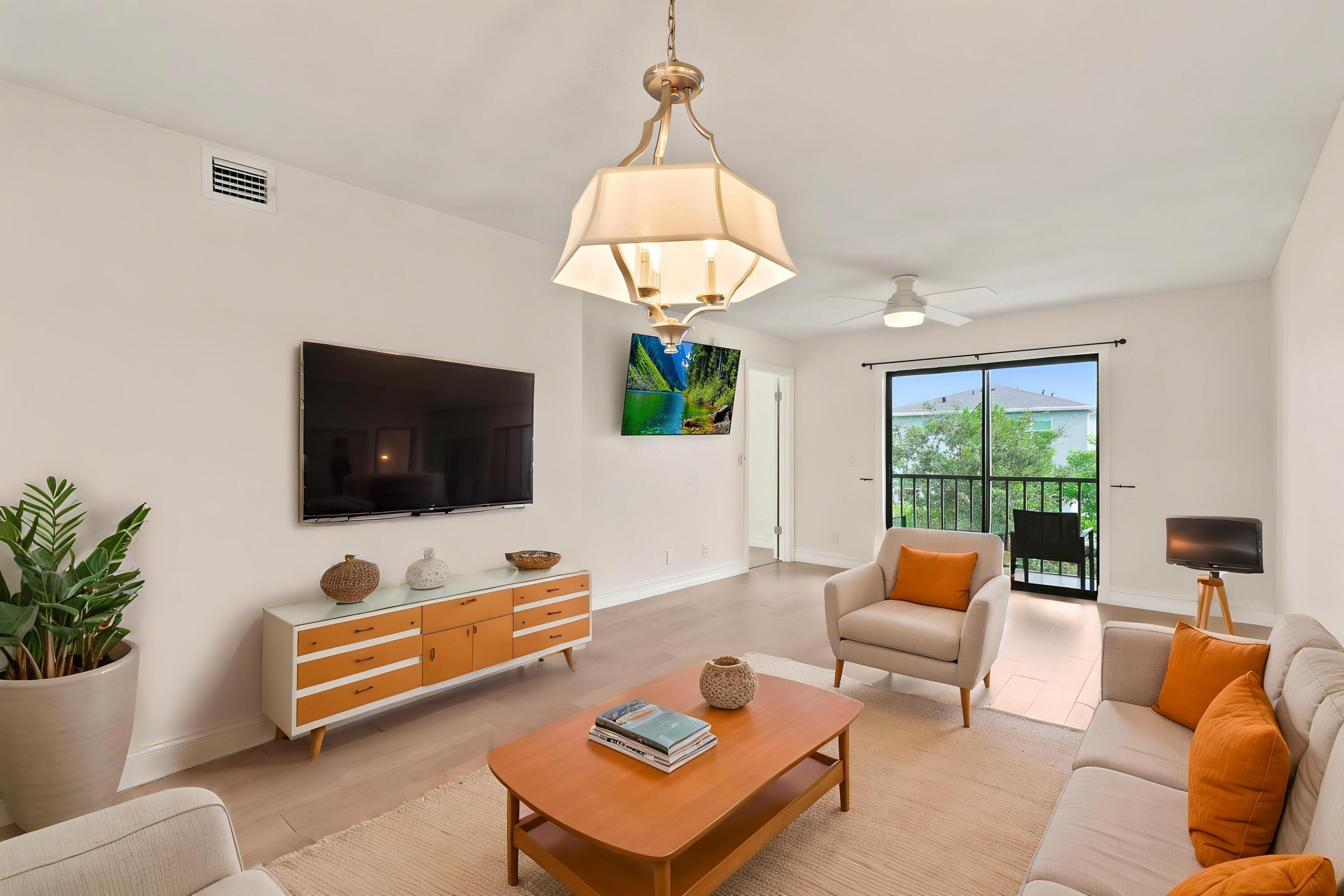 LUCERNE LAKES GOLF COLONY CONDOS 1 THRU 12 - Residential