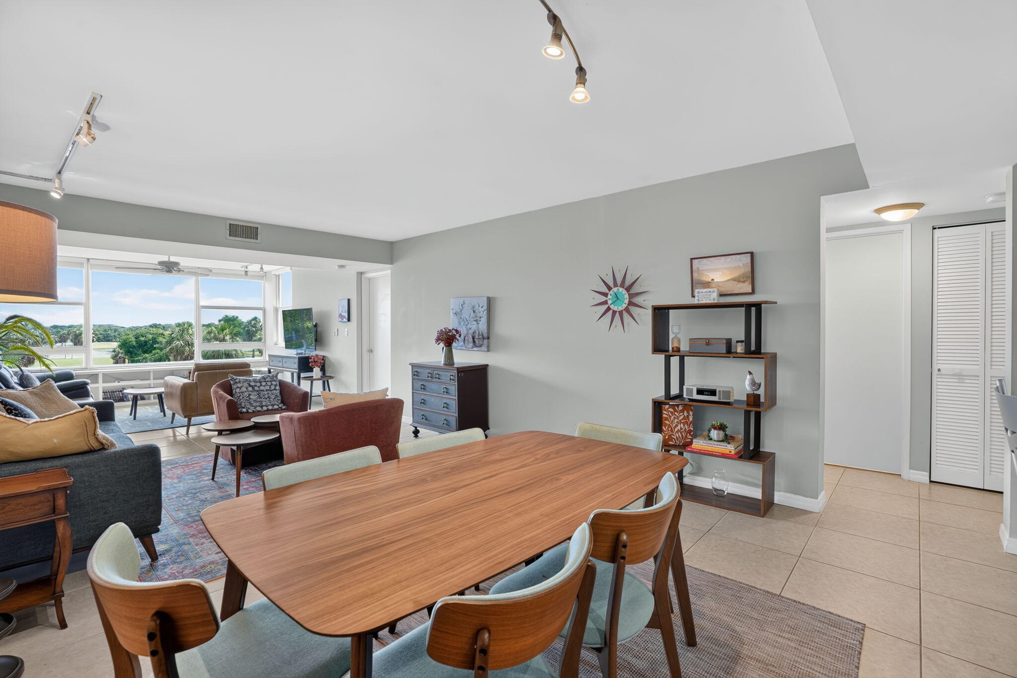 CYPRESS REACH AT PALM-AIRE ONE - Residential
