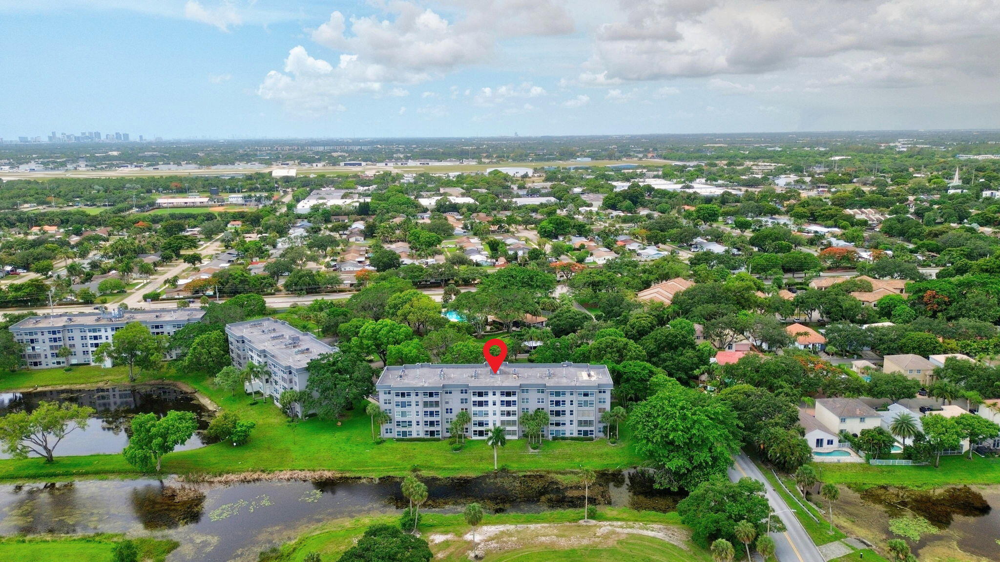 CYPRESS REACH AT PALM-AIRE ONE - Residential
