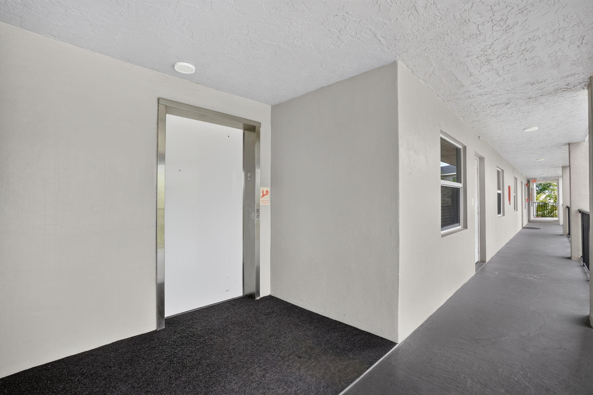 CYPRESS REACH AT PALM-AIRE ONE - Residential