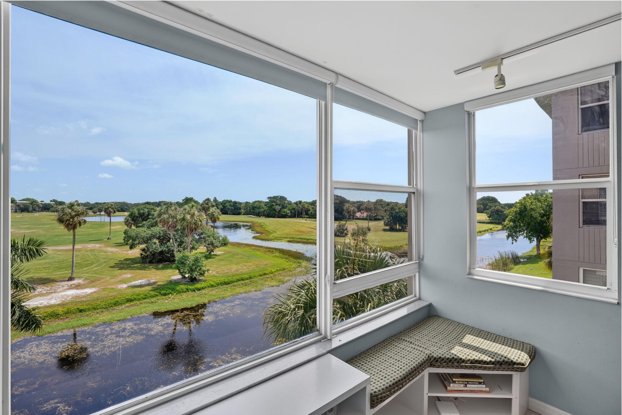CYPRESS REACH AT PALM-AIRE ONE - Residential