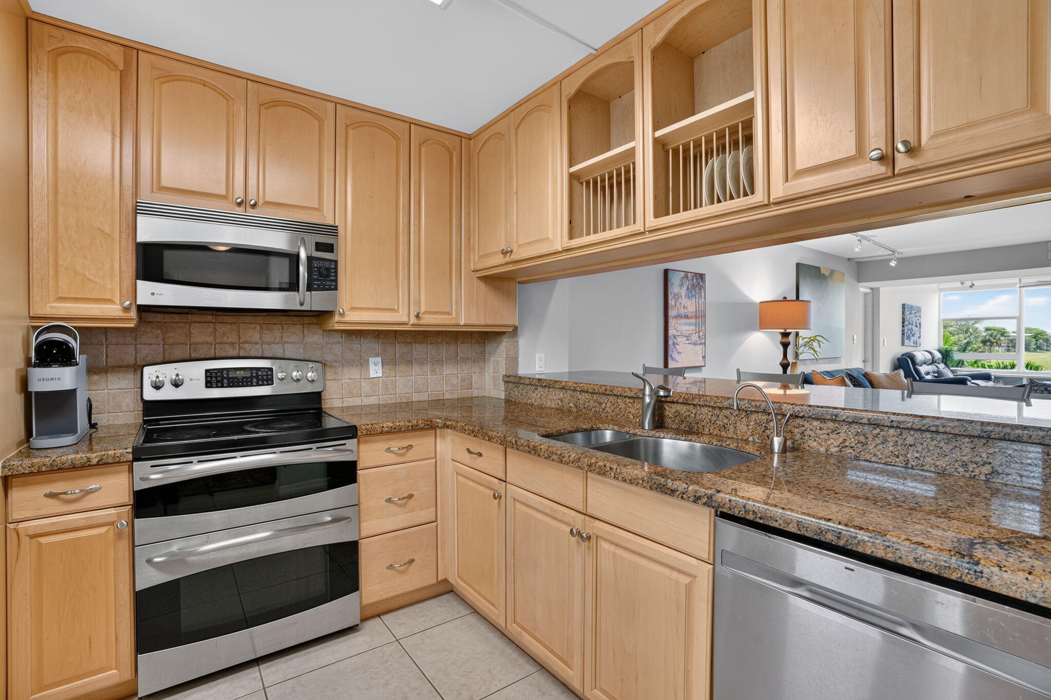 CYPRESS REACH AT PALM-AIRE ONE - Residential