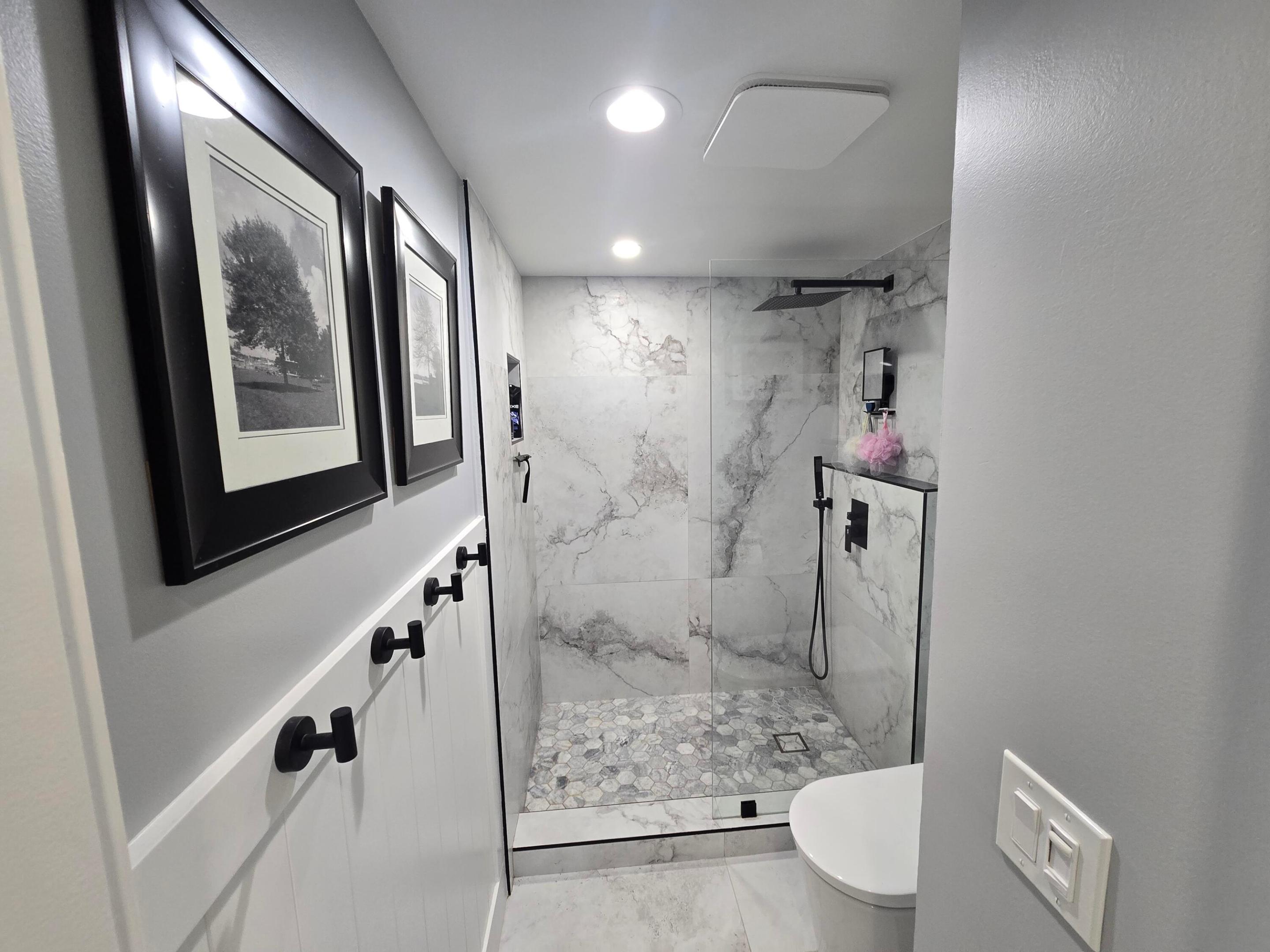 ARUBA VILLAGE F CONDO - Residential Lease