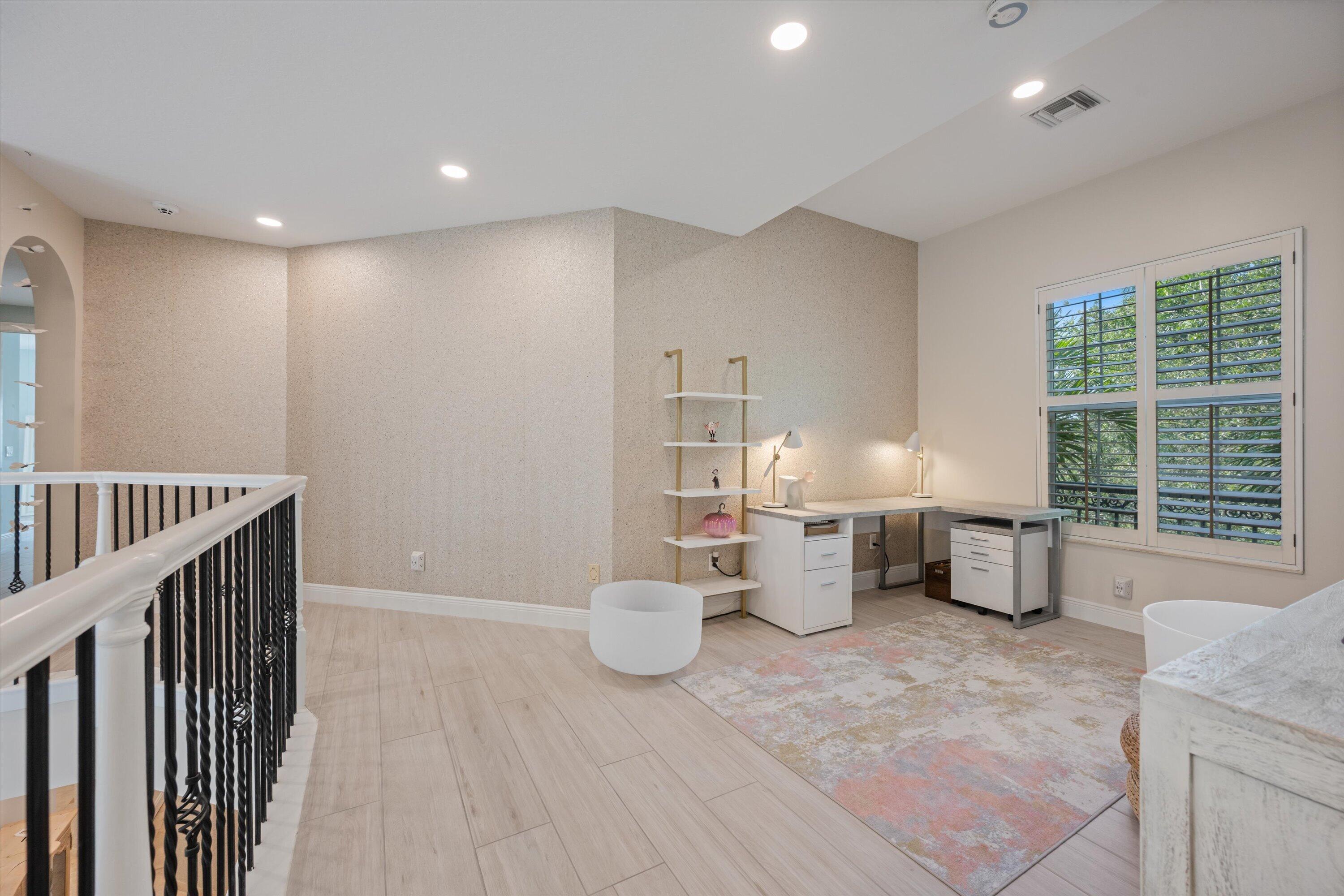 PINE TREE GOLF CLUB - Residential